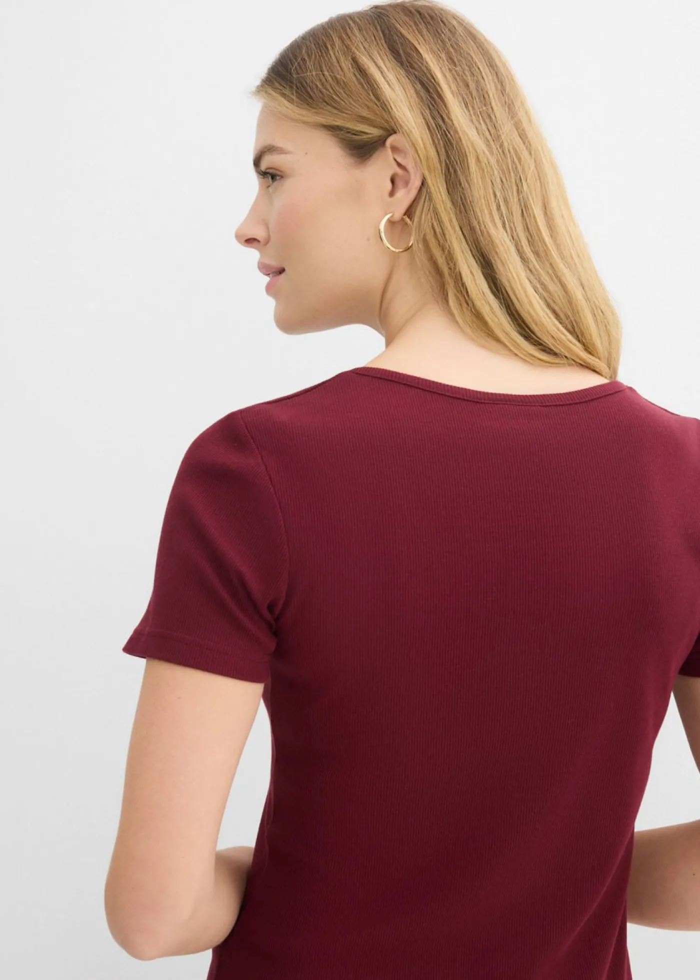 bonprix bonprix Camiseta henley con algodón orgánico puro rojo avellana Best