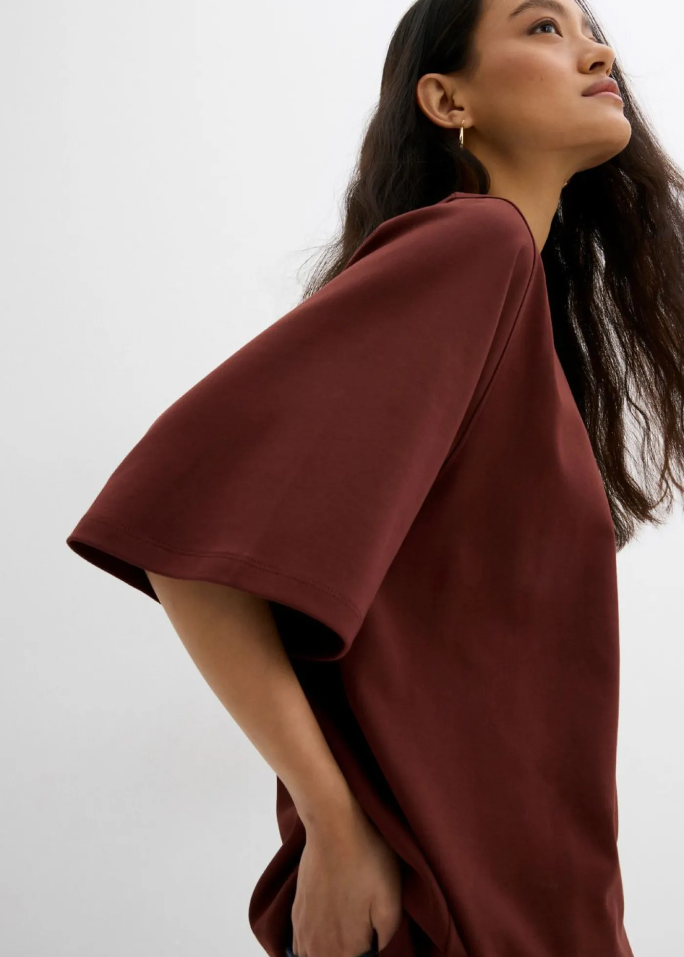 bonprix bonprix Camiseta holgada de algodón orgánico puro con mangas anchas Café Outlet