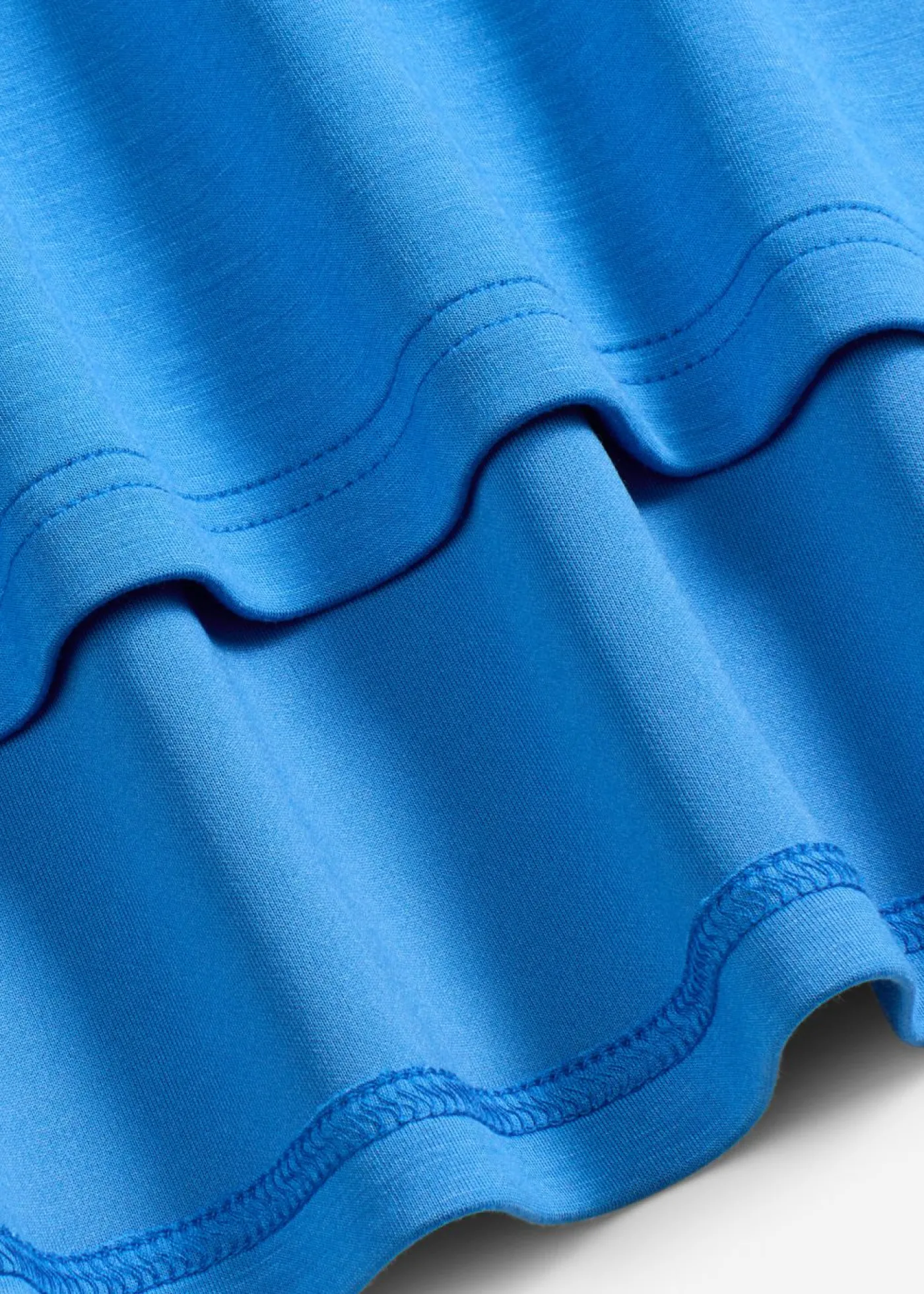 bonprix bonprix Camiseta holgada de mezcla de viscosa fluida azul glaciar Hot