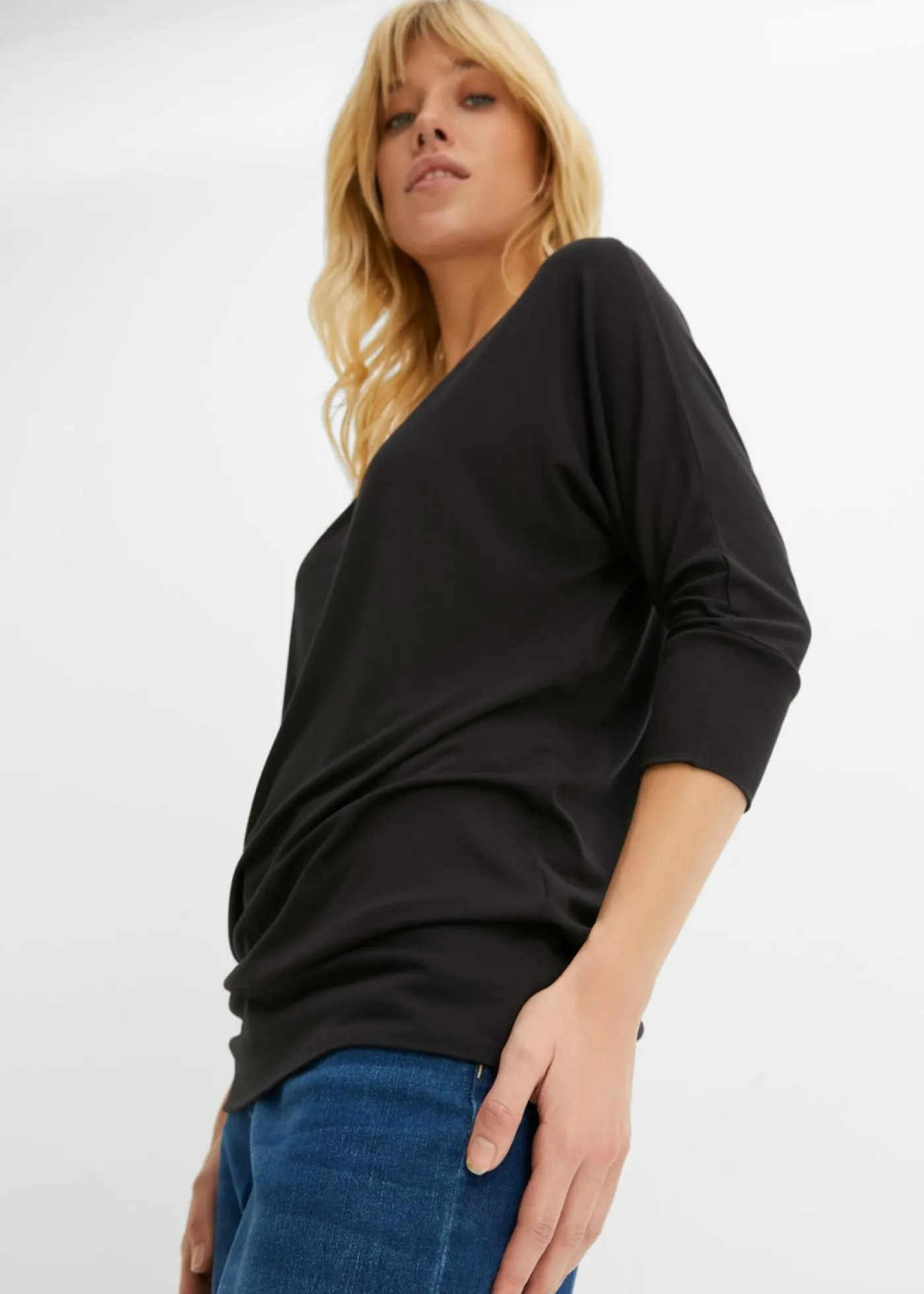 bonprix bonprix Camiseta holgada de viscosa fluida Negro Best