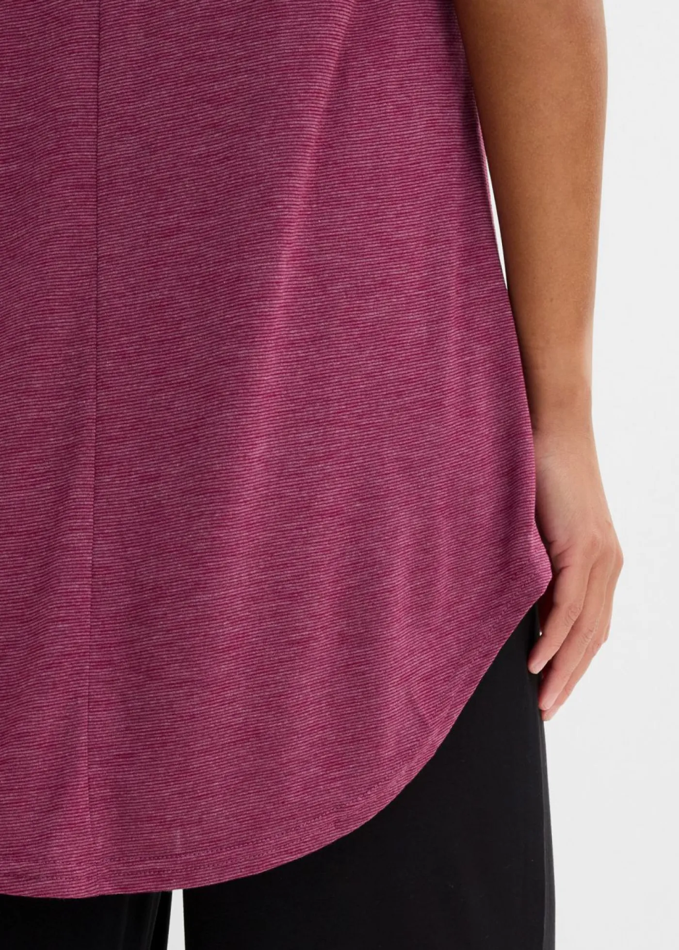 bonprix bonprix Camiseta larga de mezcla de viscosa Baya