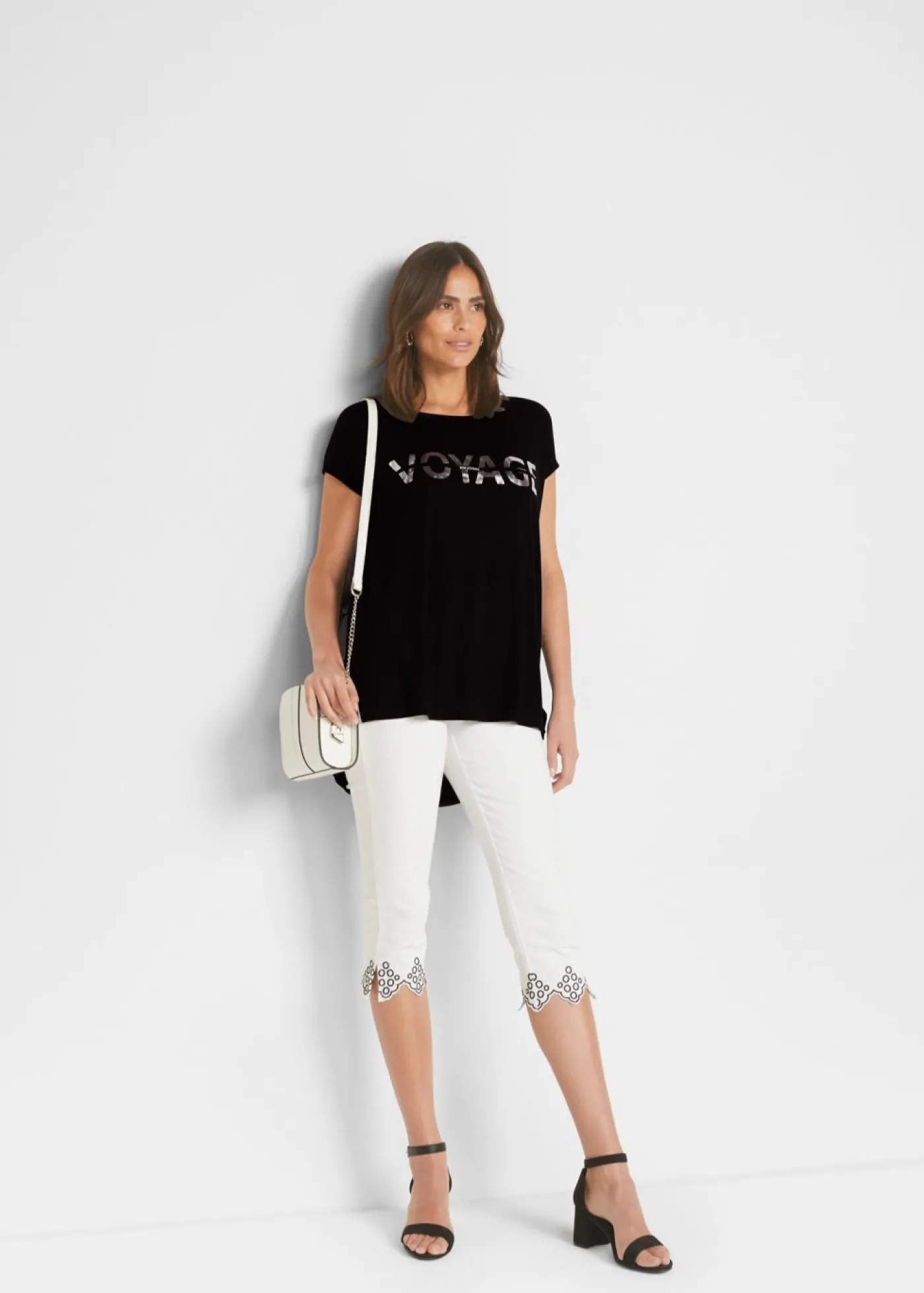 bonprix bonprix Camiseta larga de mezcla de viscosa Negro-plata estampado Best