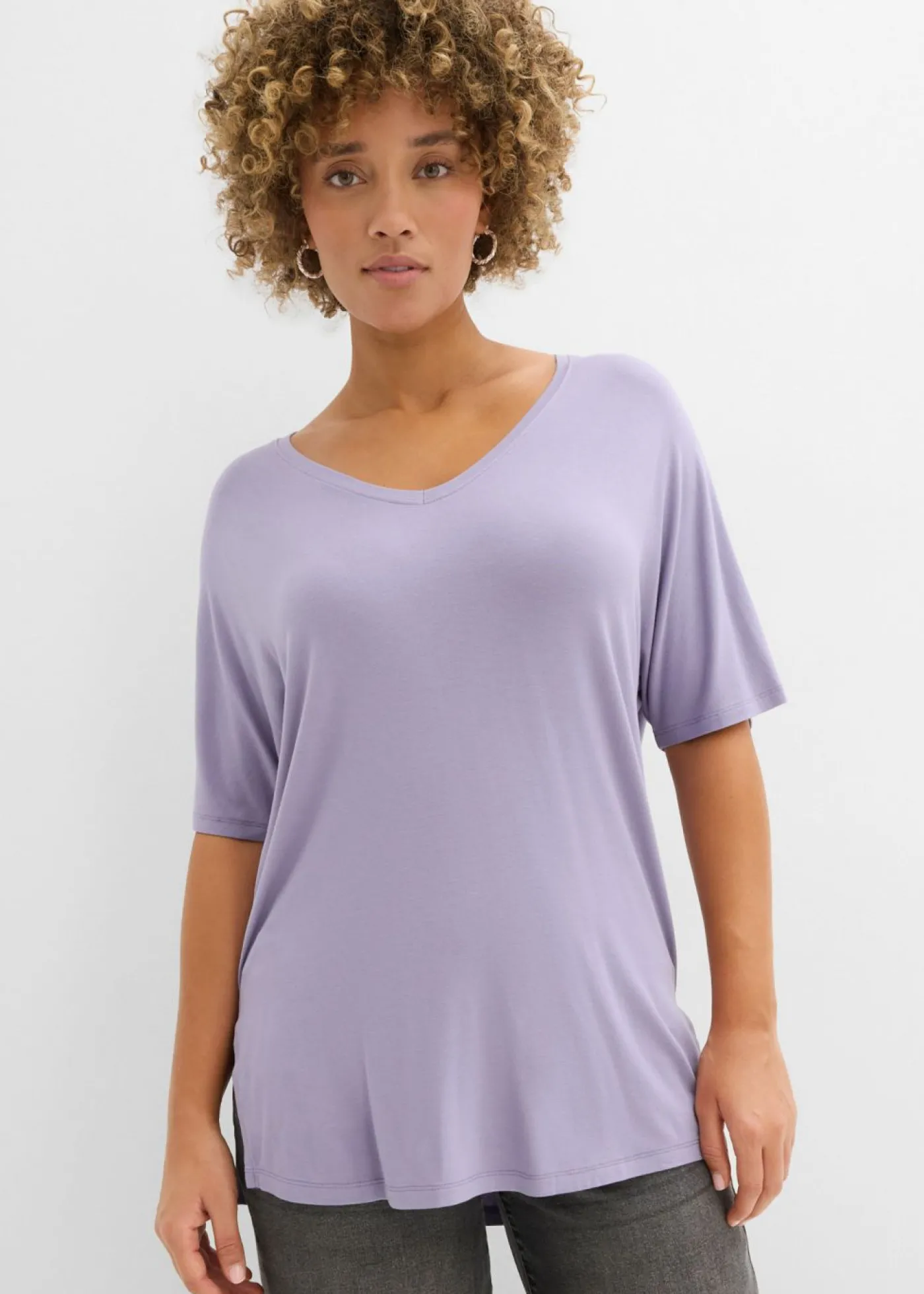 bonprix bonprix Camiseta larga de mezcla de viscosa sostenible violeta ahumado Sale