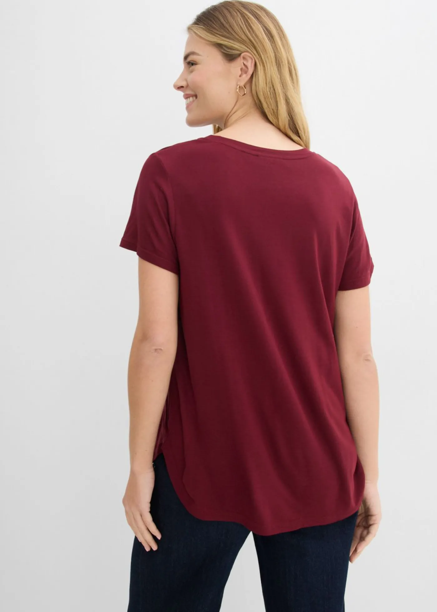 bonprix bonprix Camiseta larga de viscosa suave rojo avellana Hot
