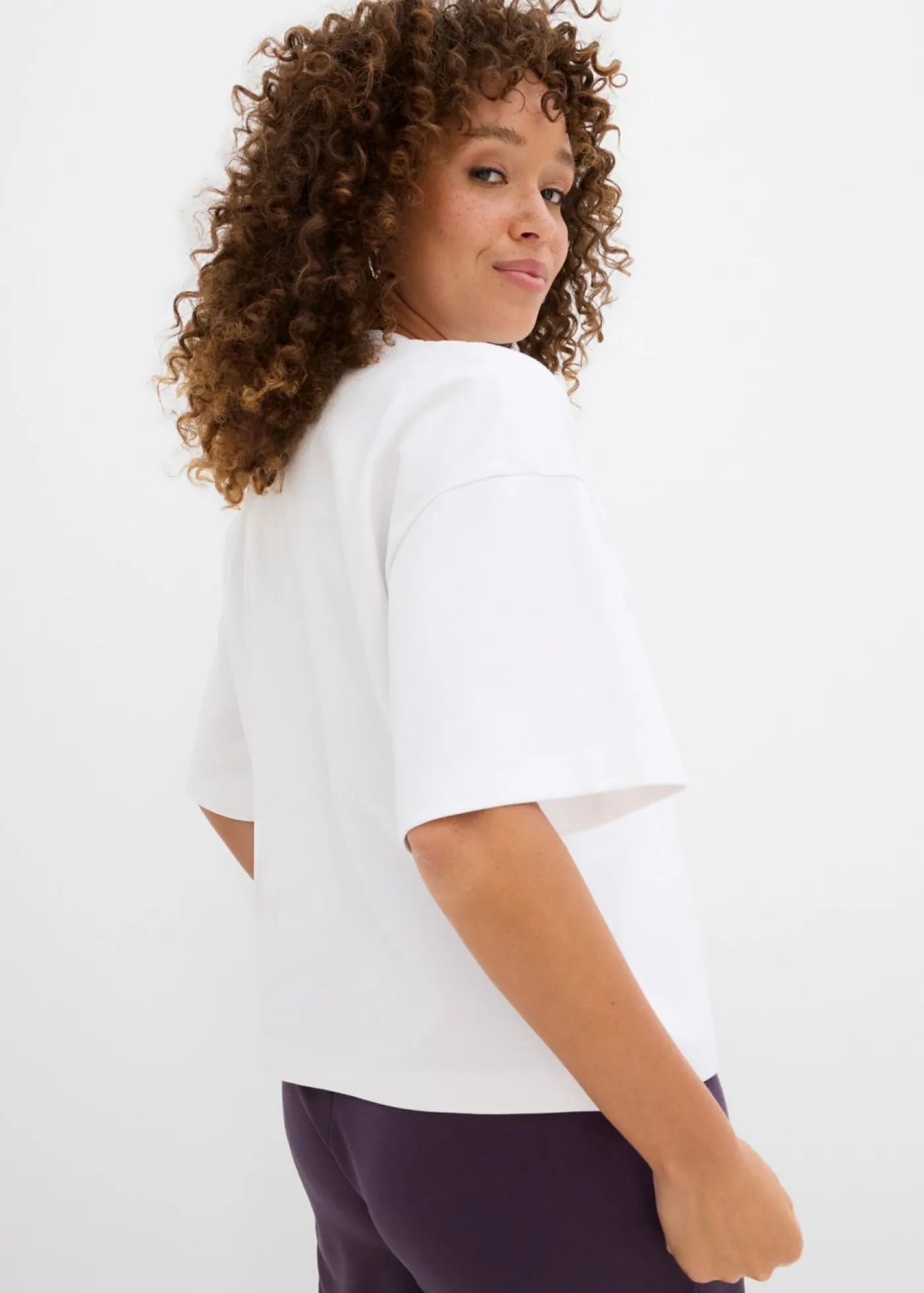 bonprix bonprix Camiseta oversize, corta, de algodón orgánico puro y pesado Negro New