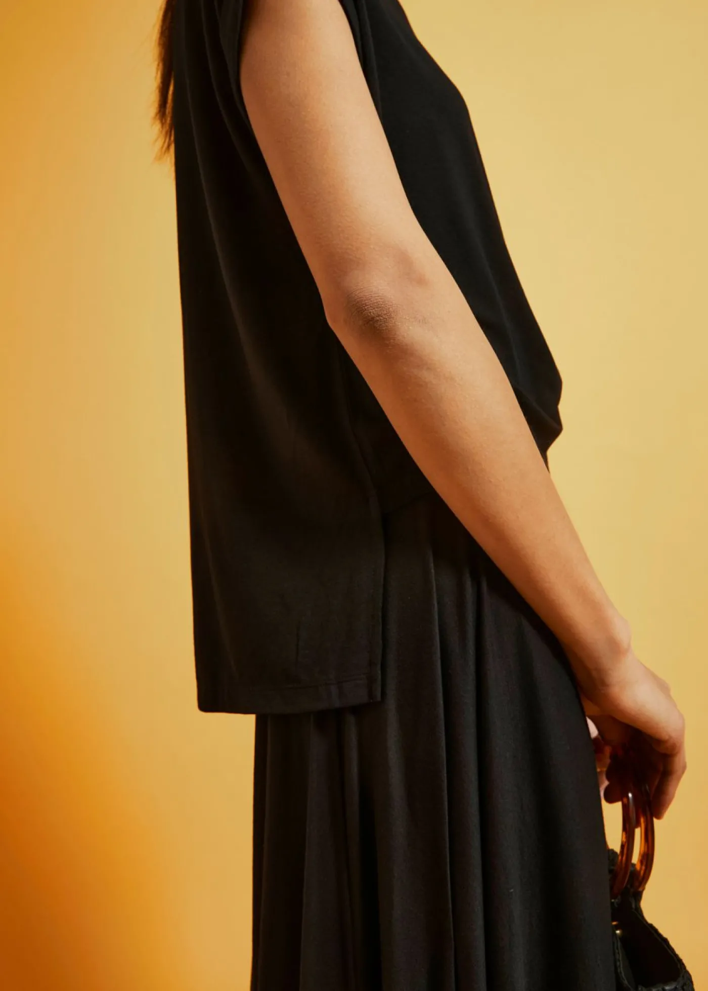 bonprix bonprix Camiseta oversize de viscosa fluida Negro Hot