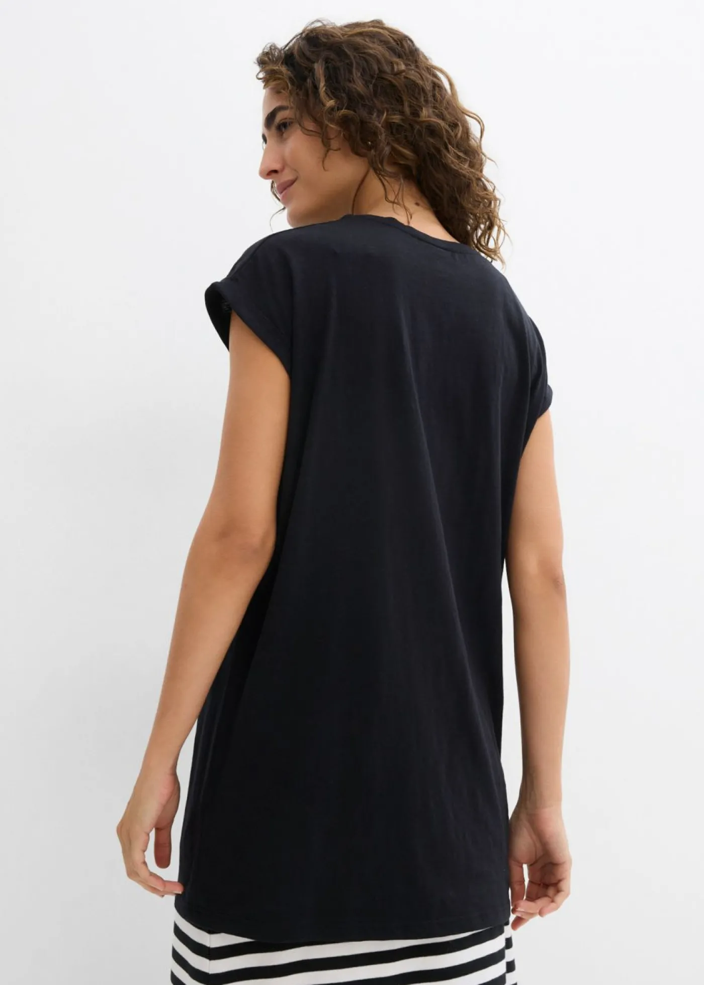 bonprix bonprix Camiseta tipo boxy de algodón orgánico puro Negro Outlet