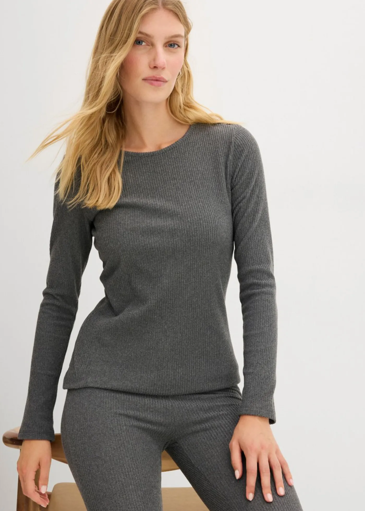 bonprix bonprix Camiseta térmica de canalé gris jaspeado moteado Clearance
