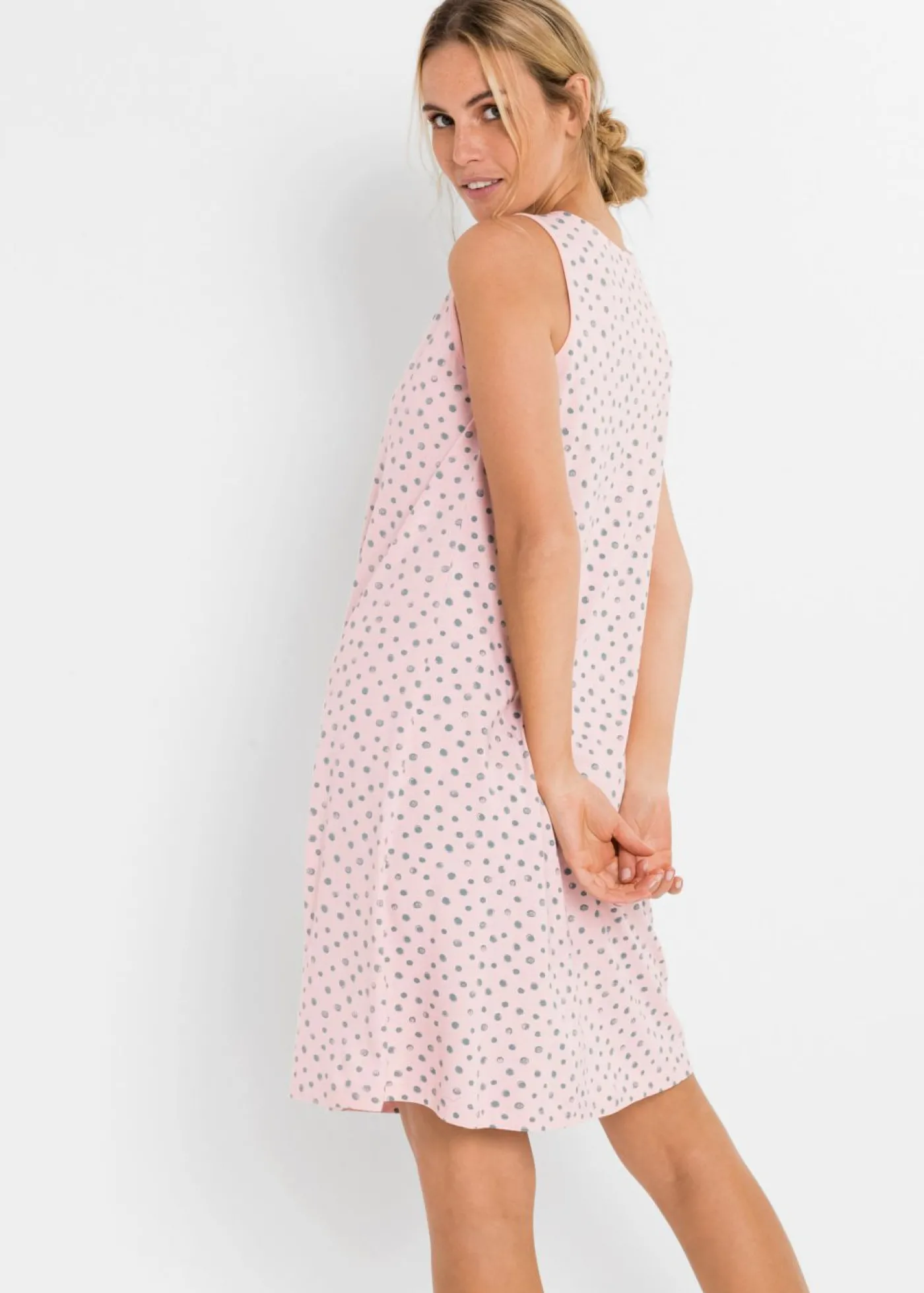 bonprix bonprix Camisón corto de mezcla suave de viscosa rosa pálido/hierbabuena de lunares