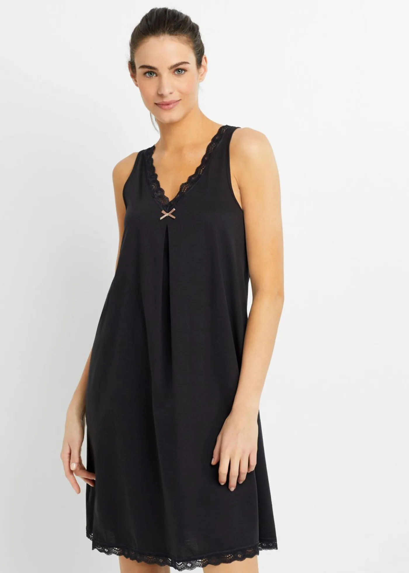 bonprix bonprix Camisón corto de mezcla suave de viscosa Negro New