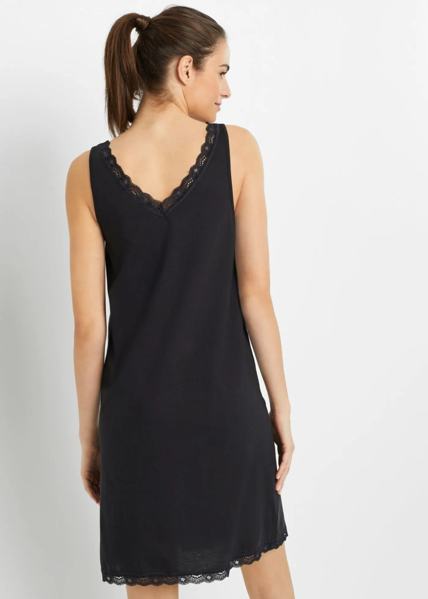 bonprix bonprix Camisón corto de mezcla suave de viscosa Negro New