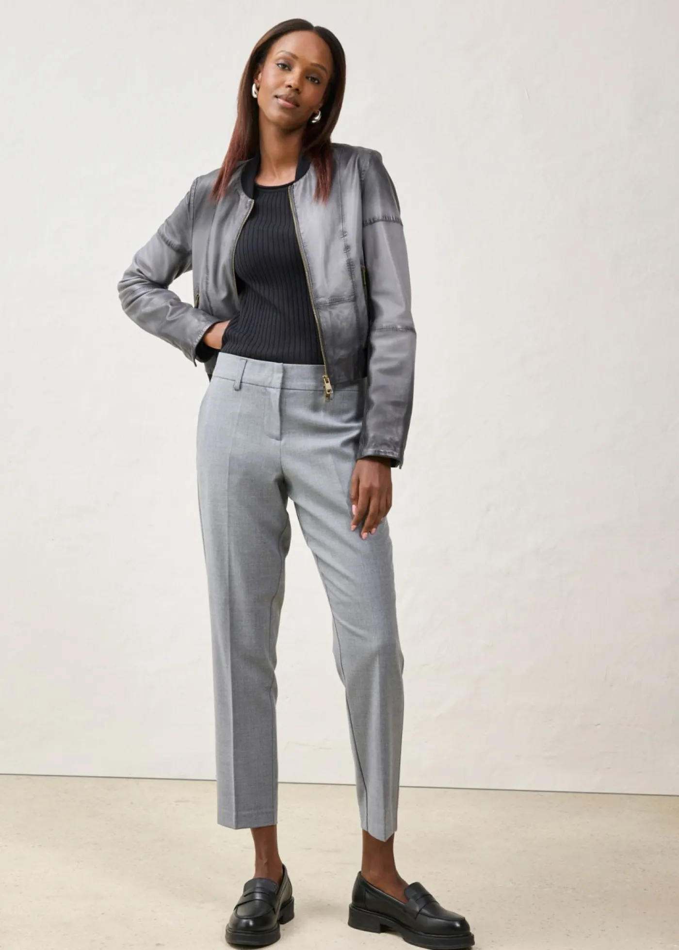 bonprix bonprix Cazadora de cuero en napa de cordero Gris-negro Online