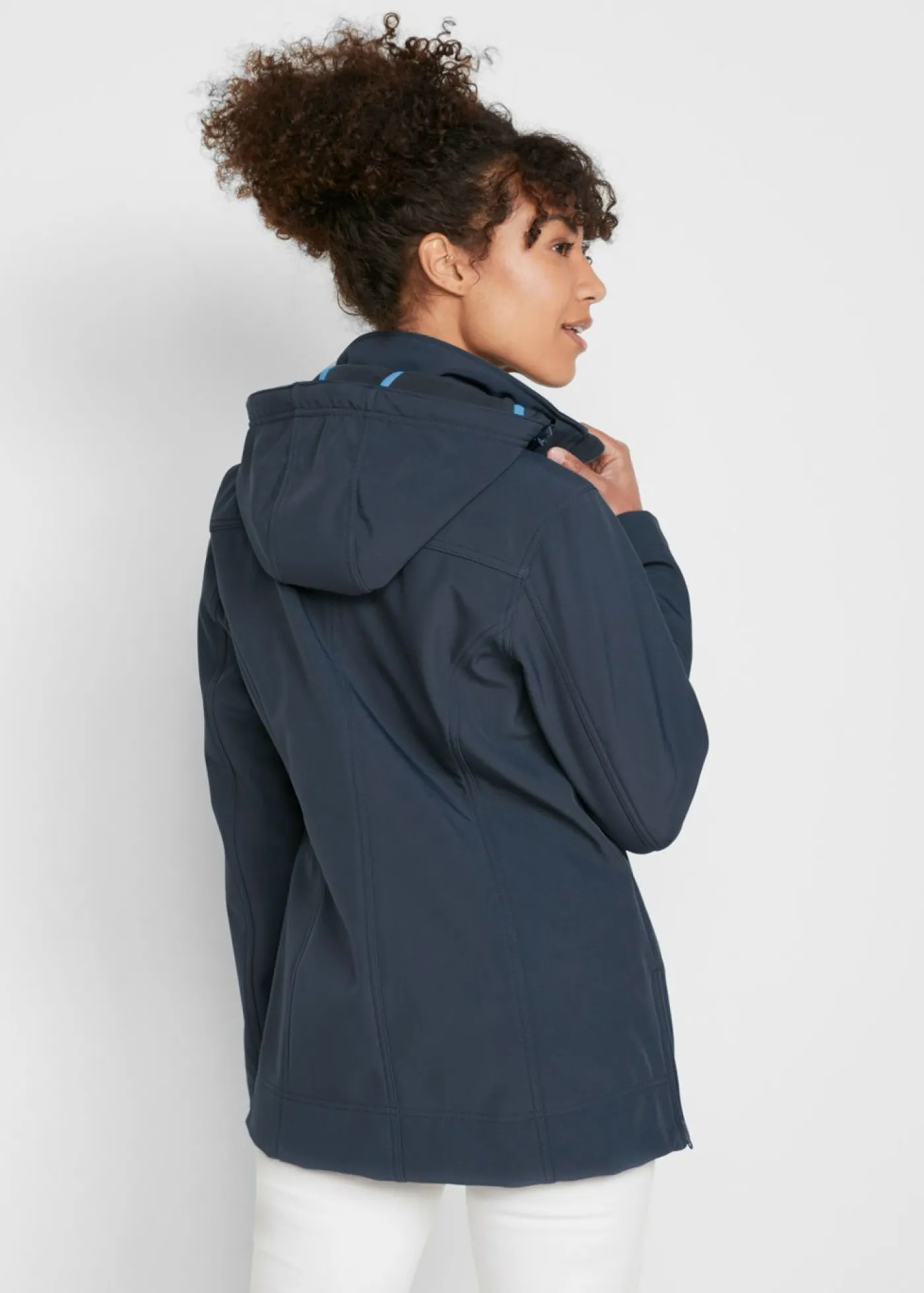 bonprix bonprix Cazadora de tejido suave impermeable Azul marino Online