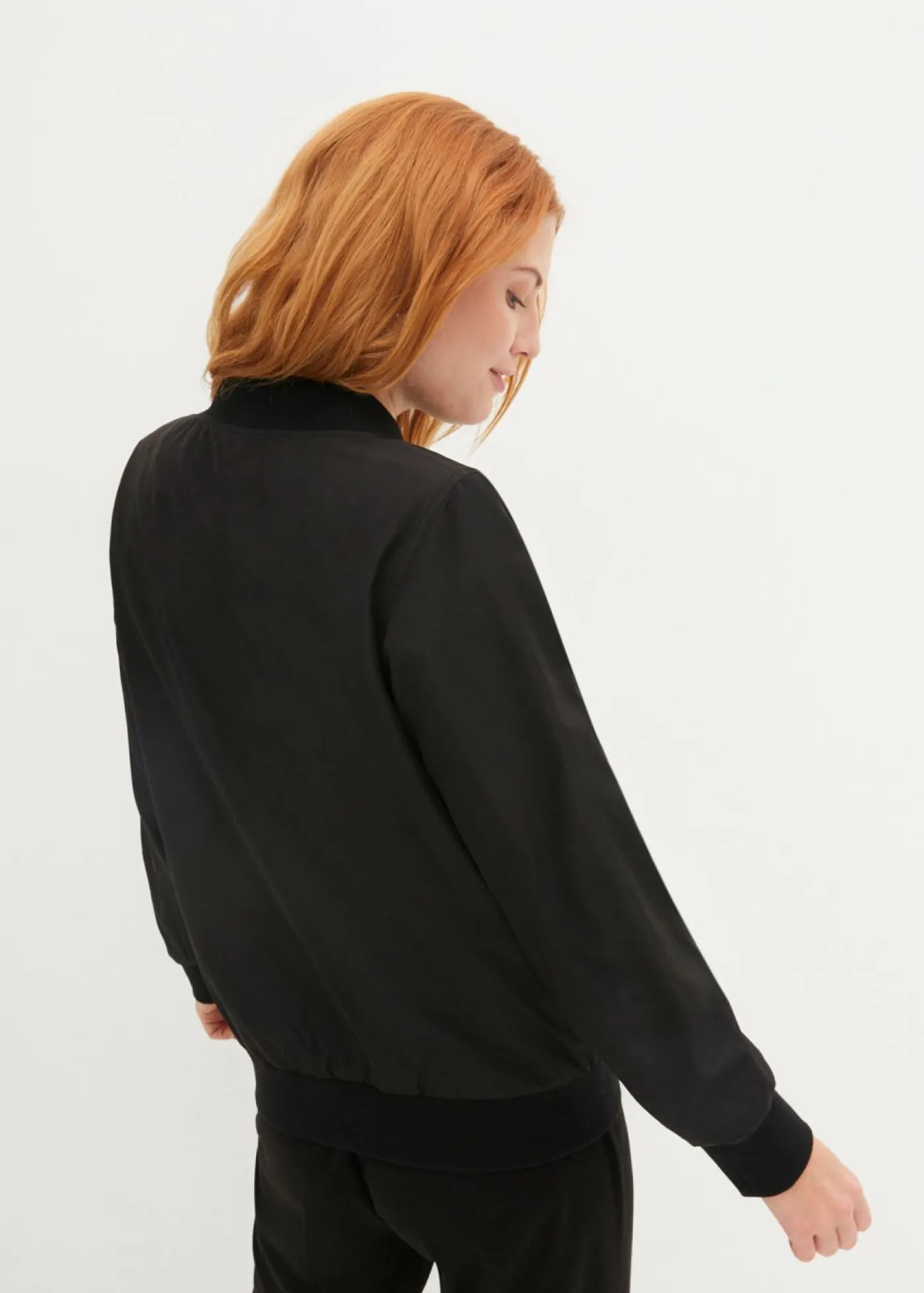 bonprix bonprix Cazadora oversize Negro Clearance