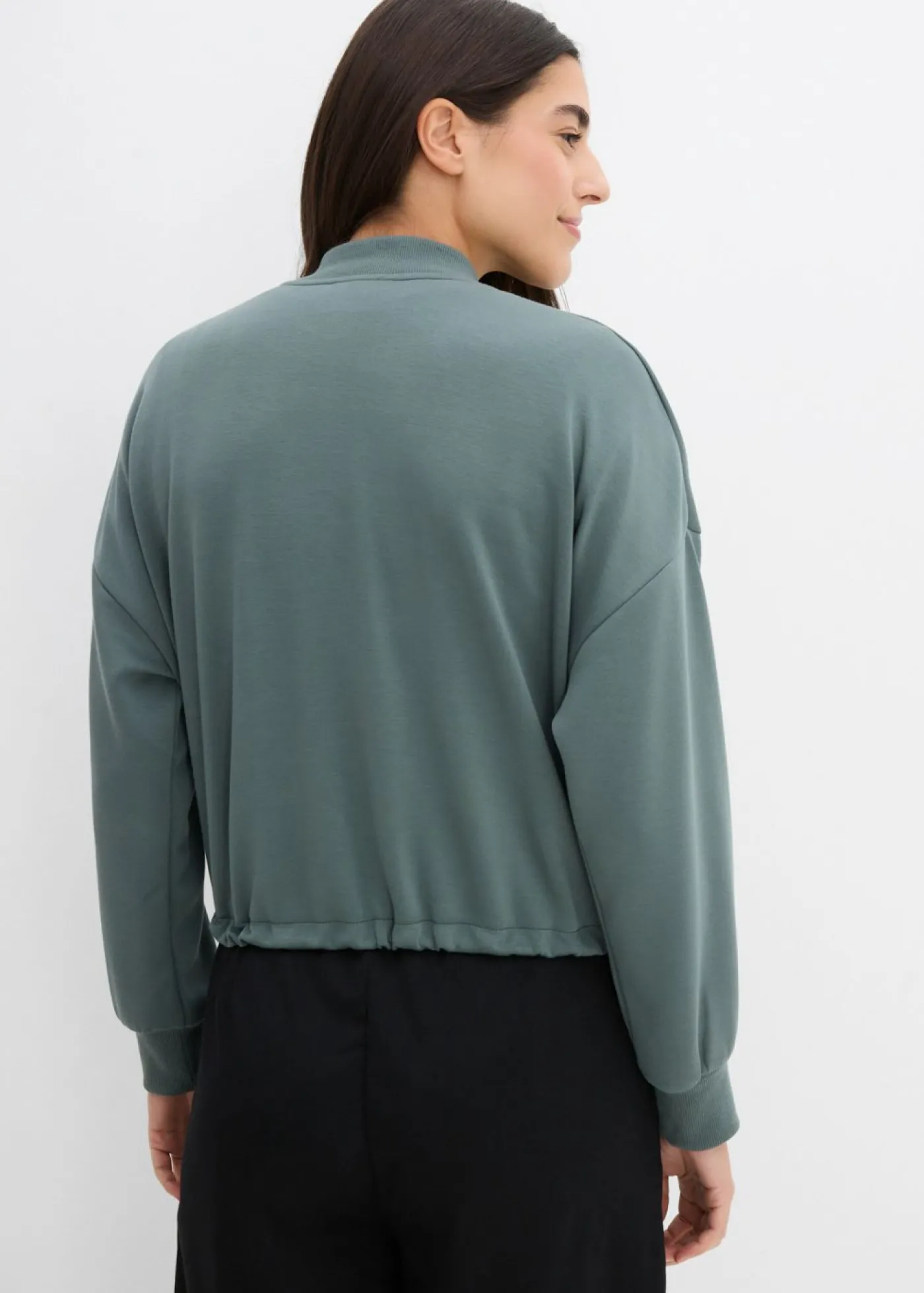 bonprix bonprix Cazadora oversize de neopreno de suave mezcla de viscosa Verde eucalipto Online