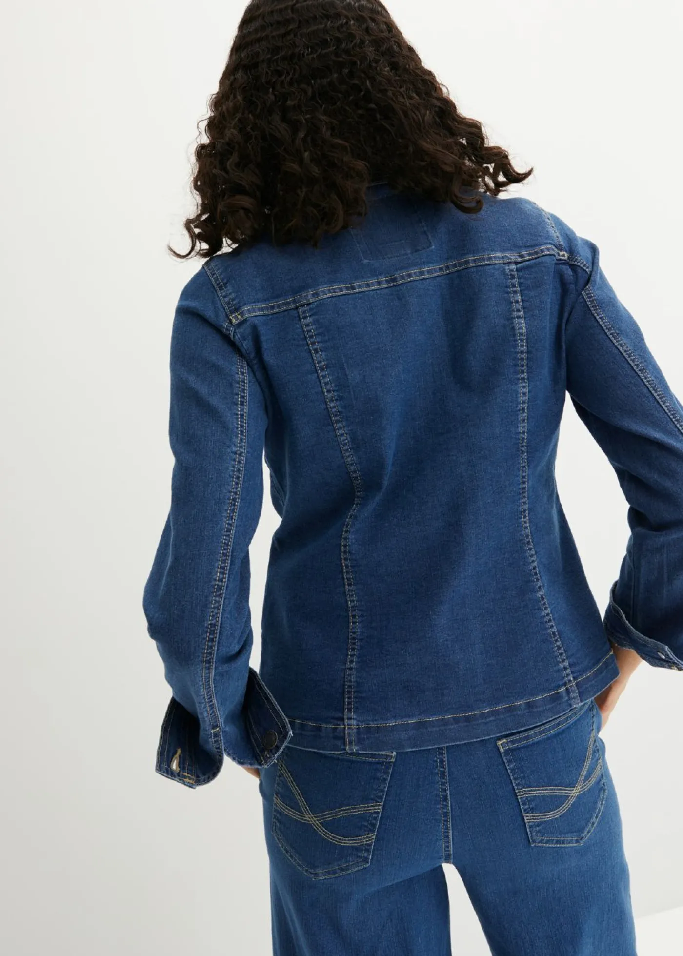 bonprix bonprix Cazadora vaquera Azul vaquero Discount