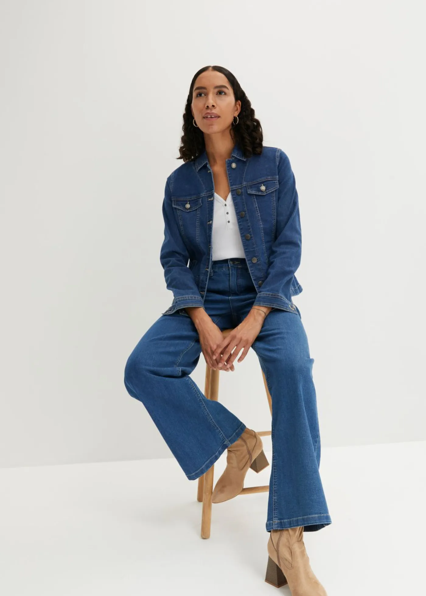 bonprix bonprix Cazadora vaquera Azul vaquero Discount