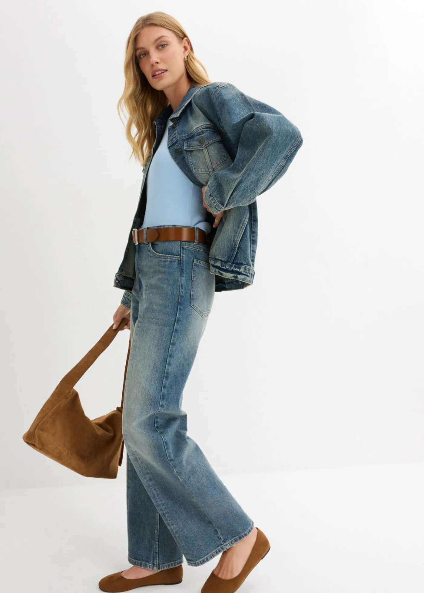 bonprix bonprix Cazadora vaquera holgada azul claro denim usado Hot