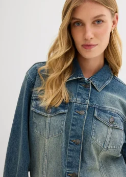 bonprix bonprix Cazadora vaquera holgada azul claro denim usado Hot