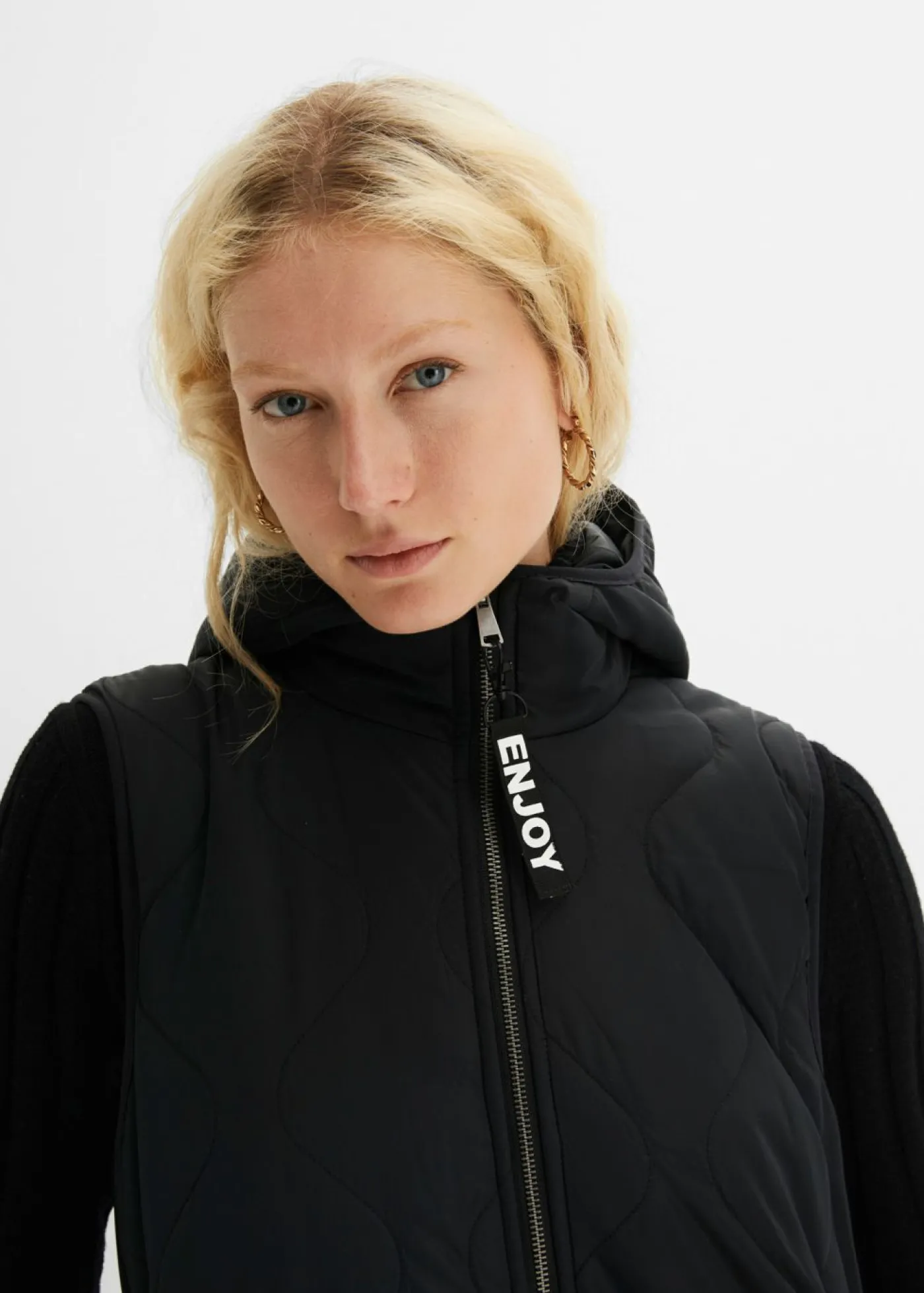 bonprix bonprix Chaleco acolchado Negro Hot