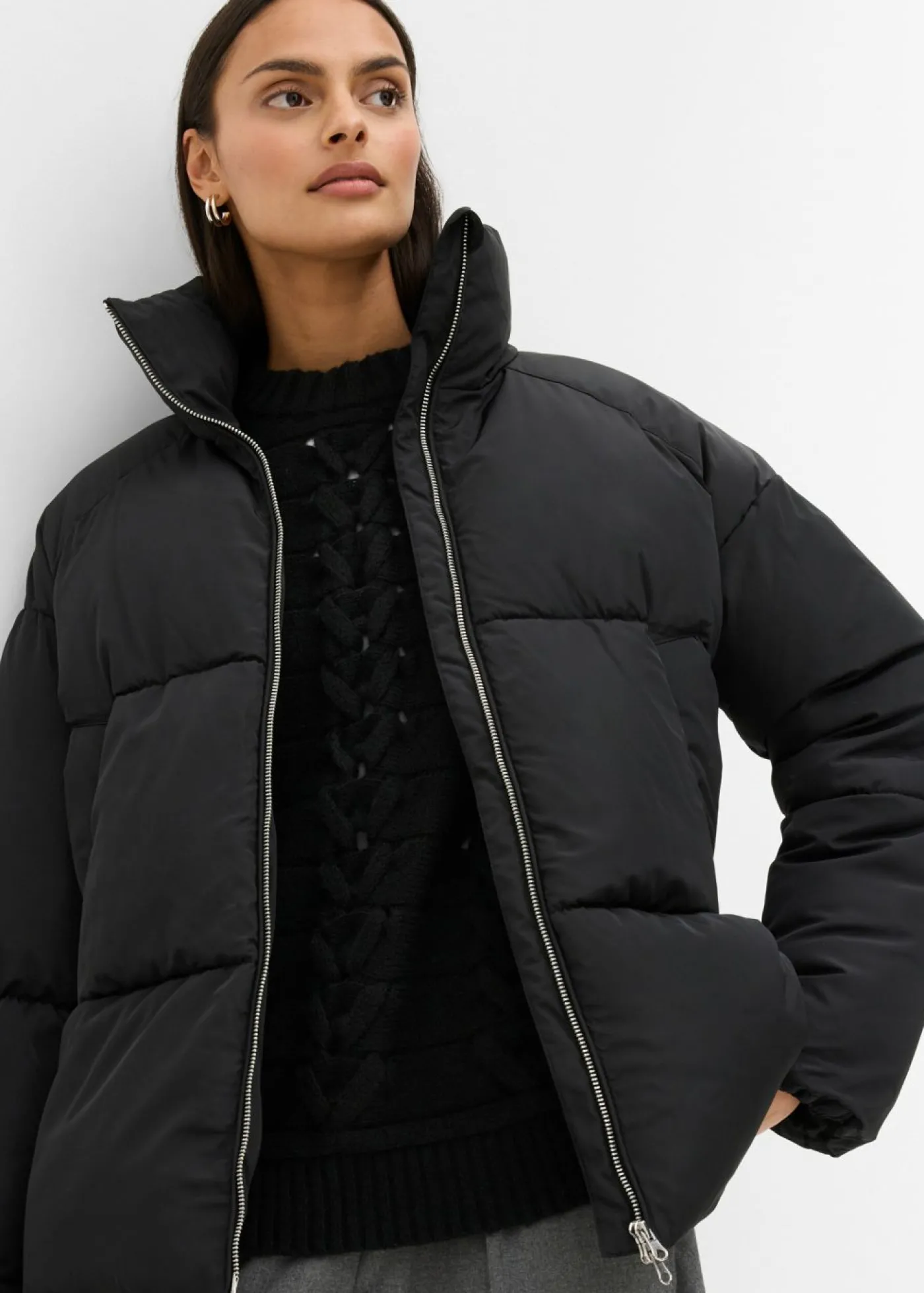 bonprix bonprix Chaqueta acolchada Negro Hot