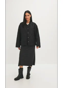 bonprix bonprix Chaqueta acolchada ultraligera con corte holgado Negro Best