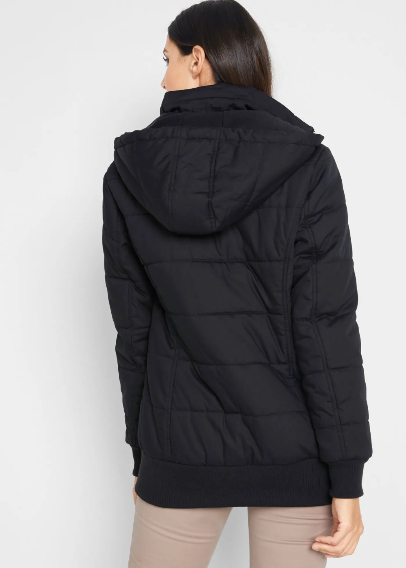 bonprix bonprix Chaqueta con detalles de piel sintética para exteriores Negro Outlet