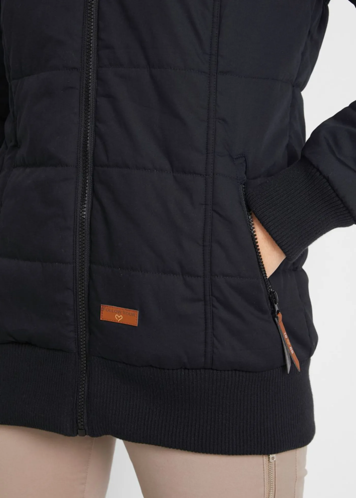bonprix bonprix Chaqueta con detalles de piel sintética para exteriores Negro Outlet