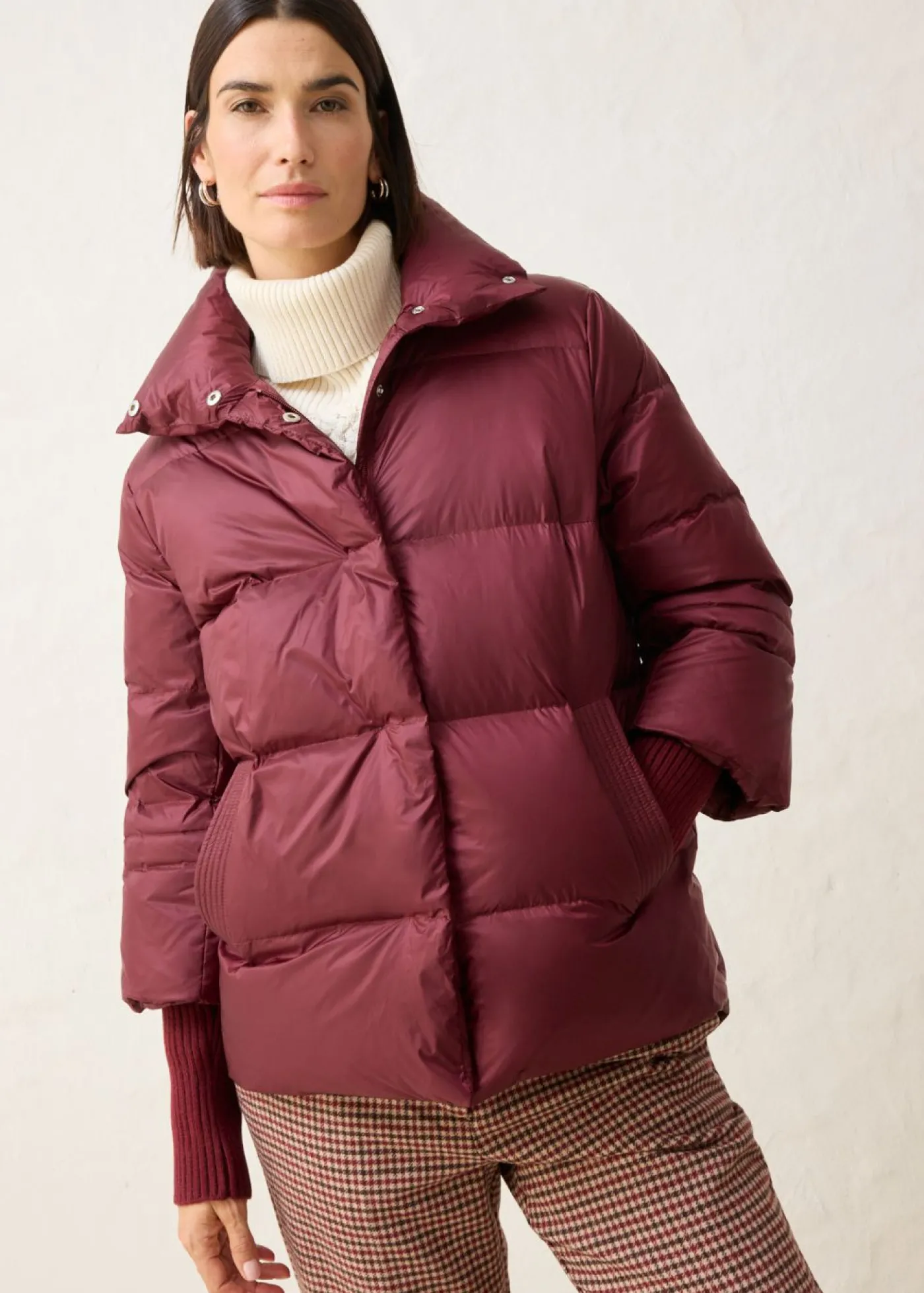 bonprix bonprix Chaqueta con plumón reciclado y mangas de punto mora oscuro