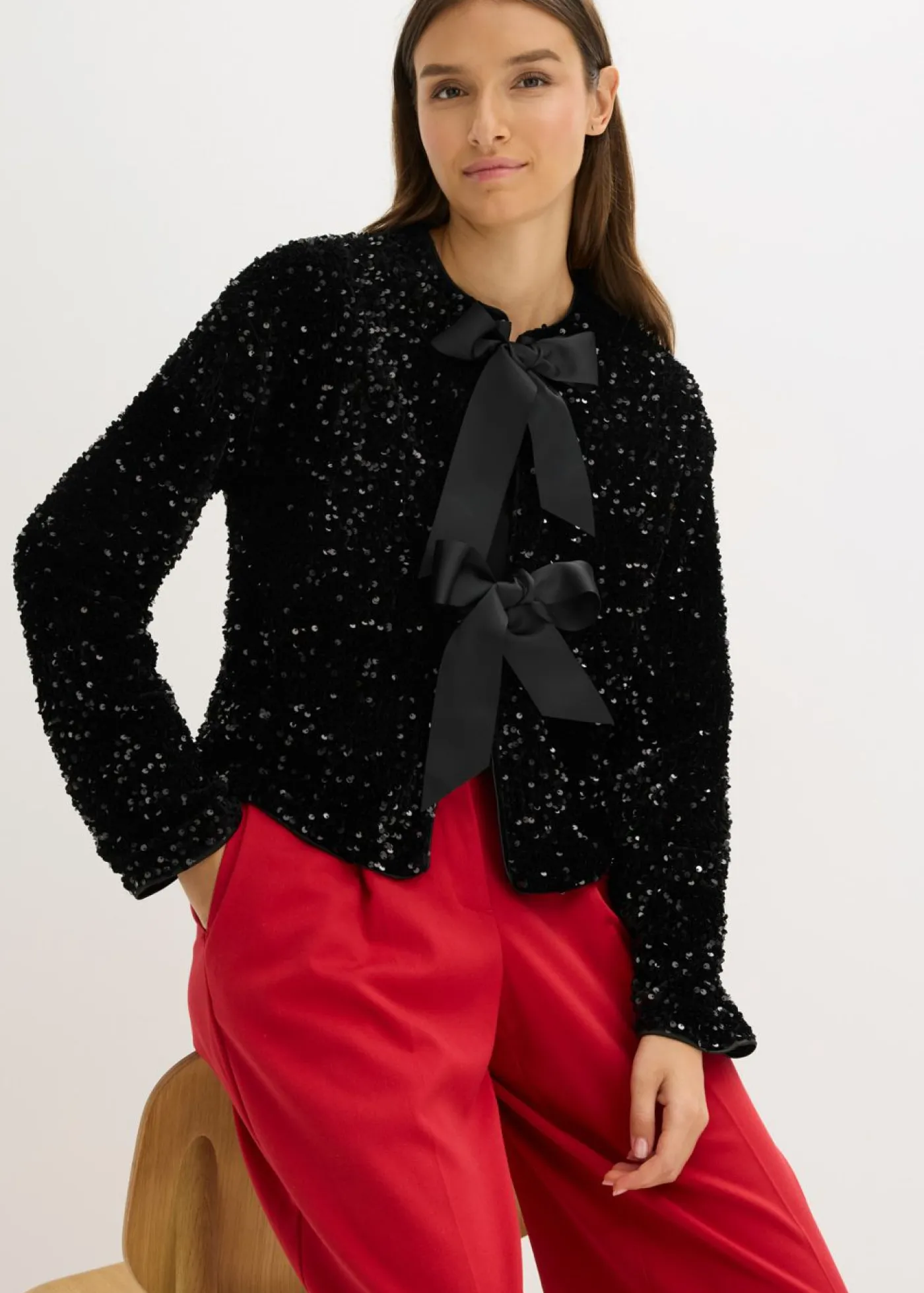 bonprix bonprix Chaqueta corta de lentejuelas Negro