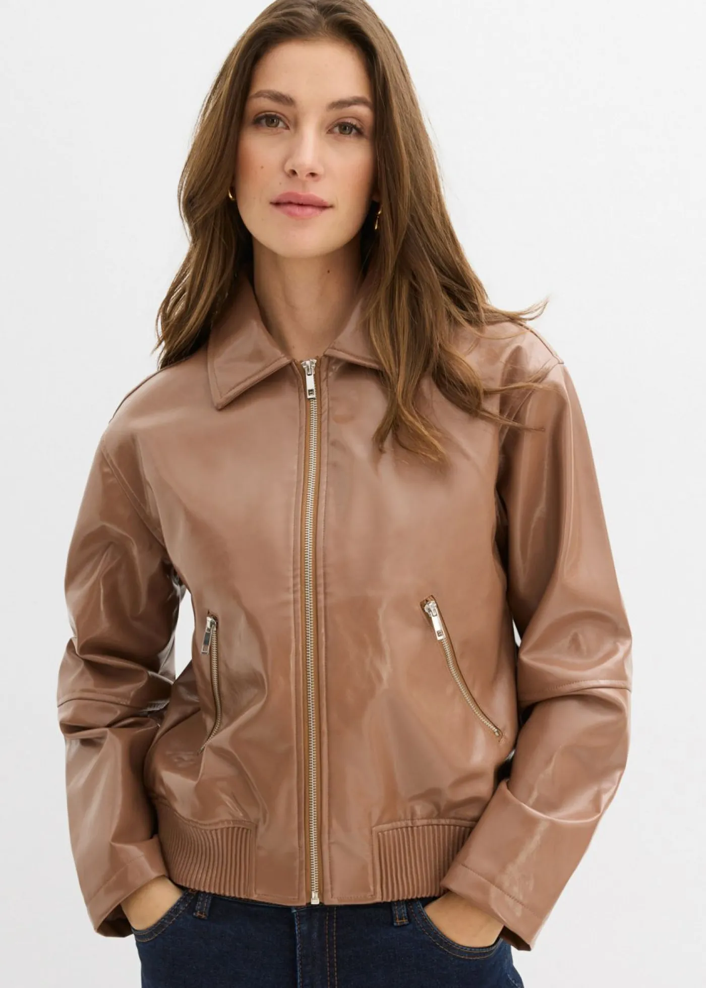 bonprix bonprix Chaqueta corta de piel sintética Marrón castaño Sale