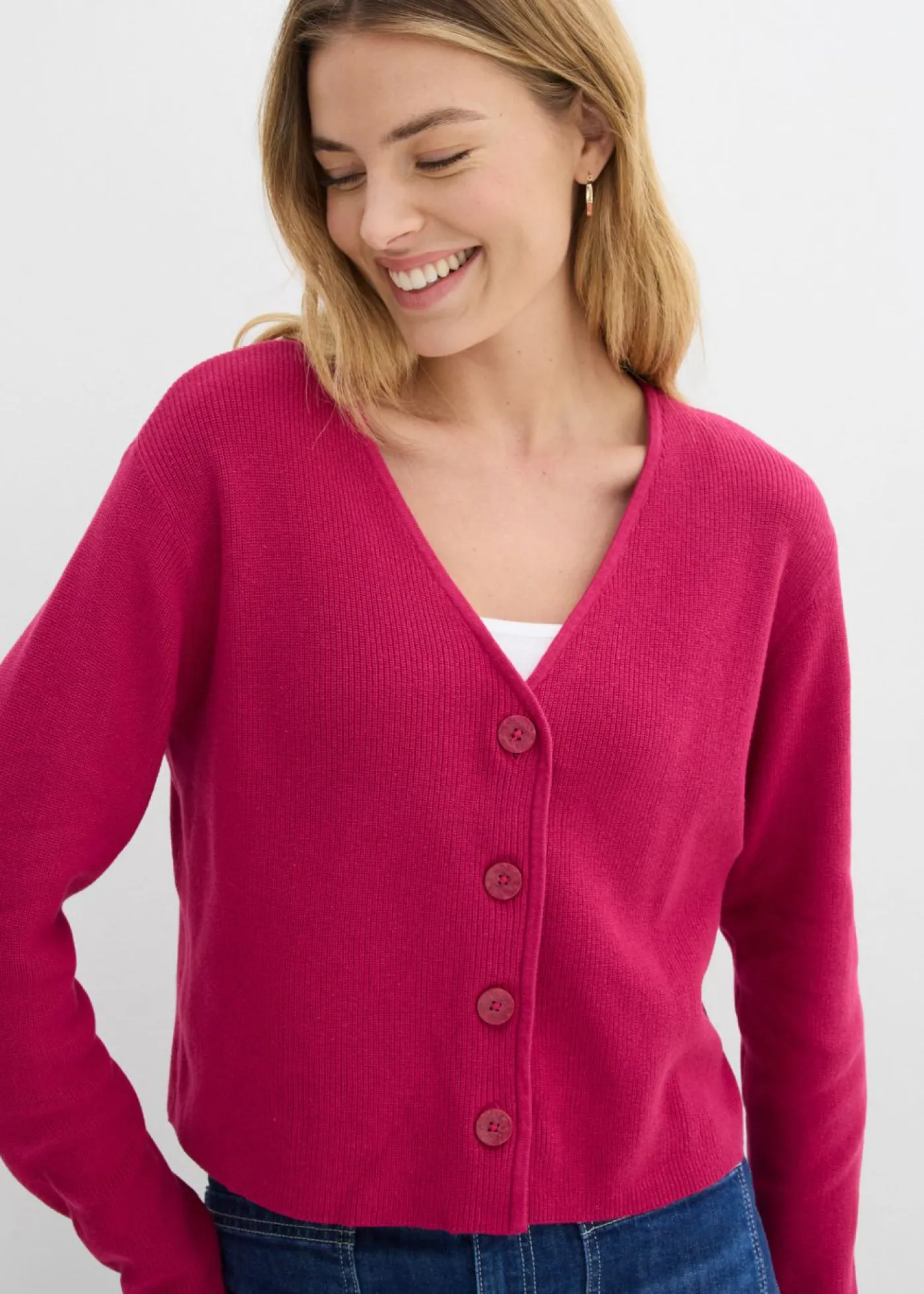bonprix bonprix Chaqueta corta de punto de algodón orgánico puro Rojo sangría Hot
