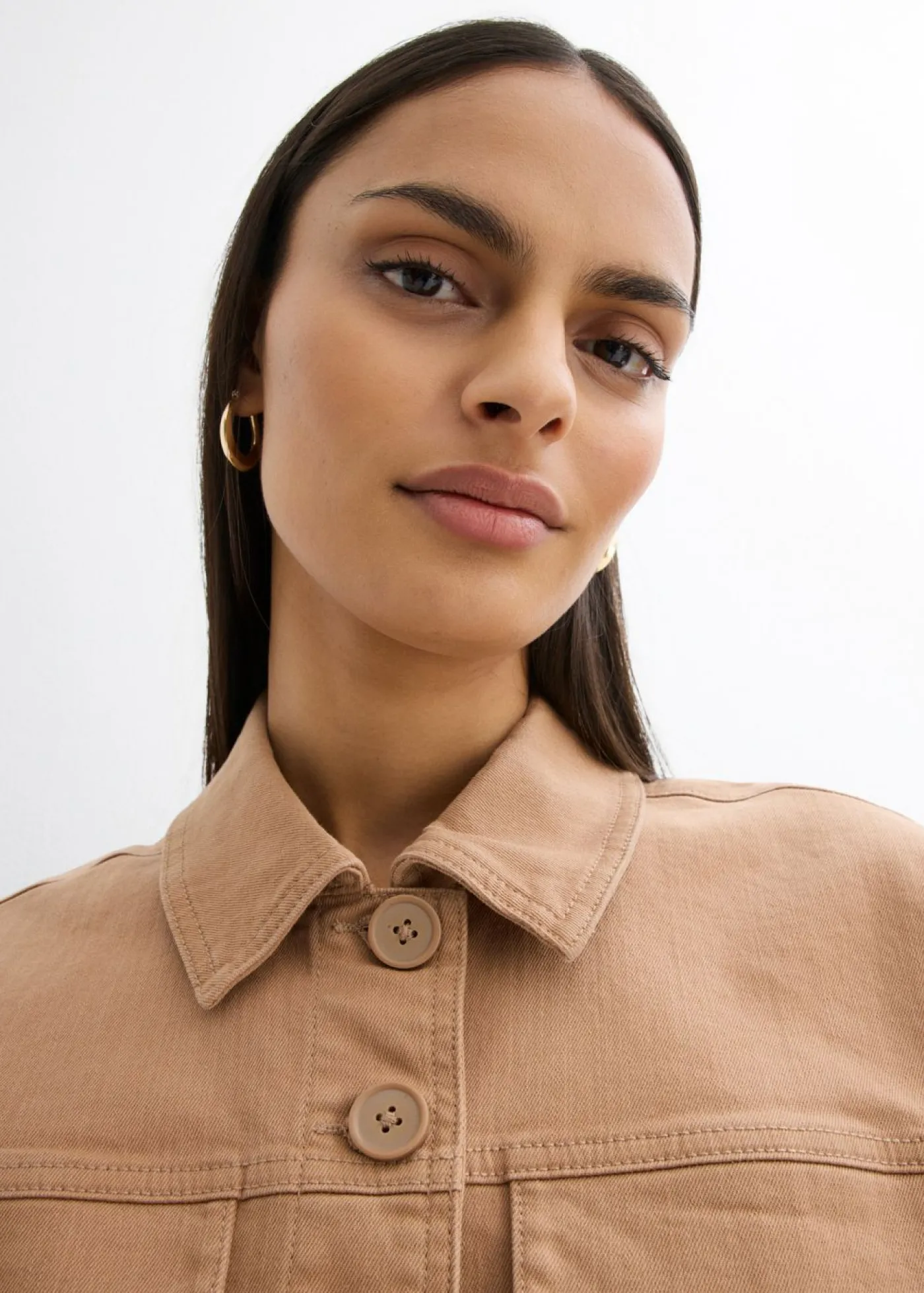 bonprix bonprix Chaqueta corta de sarga Camel New