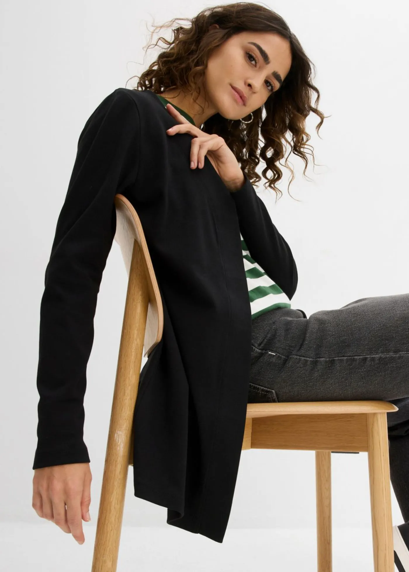 bonprix bonprix Chaqueta de algodón orgánico puro Negro Hot