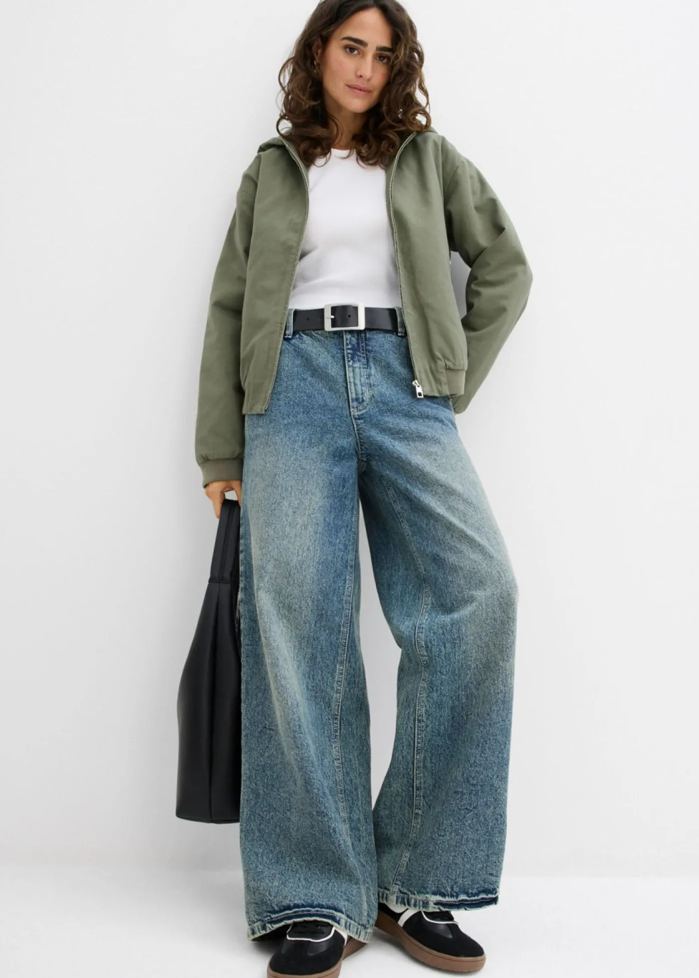 bonprix bonprix Chaqueta de algodón puro para exteriores Verde grisáceo Outlet