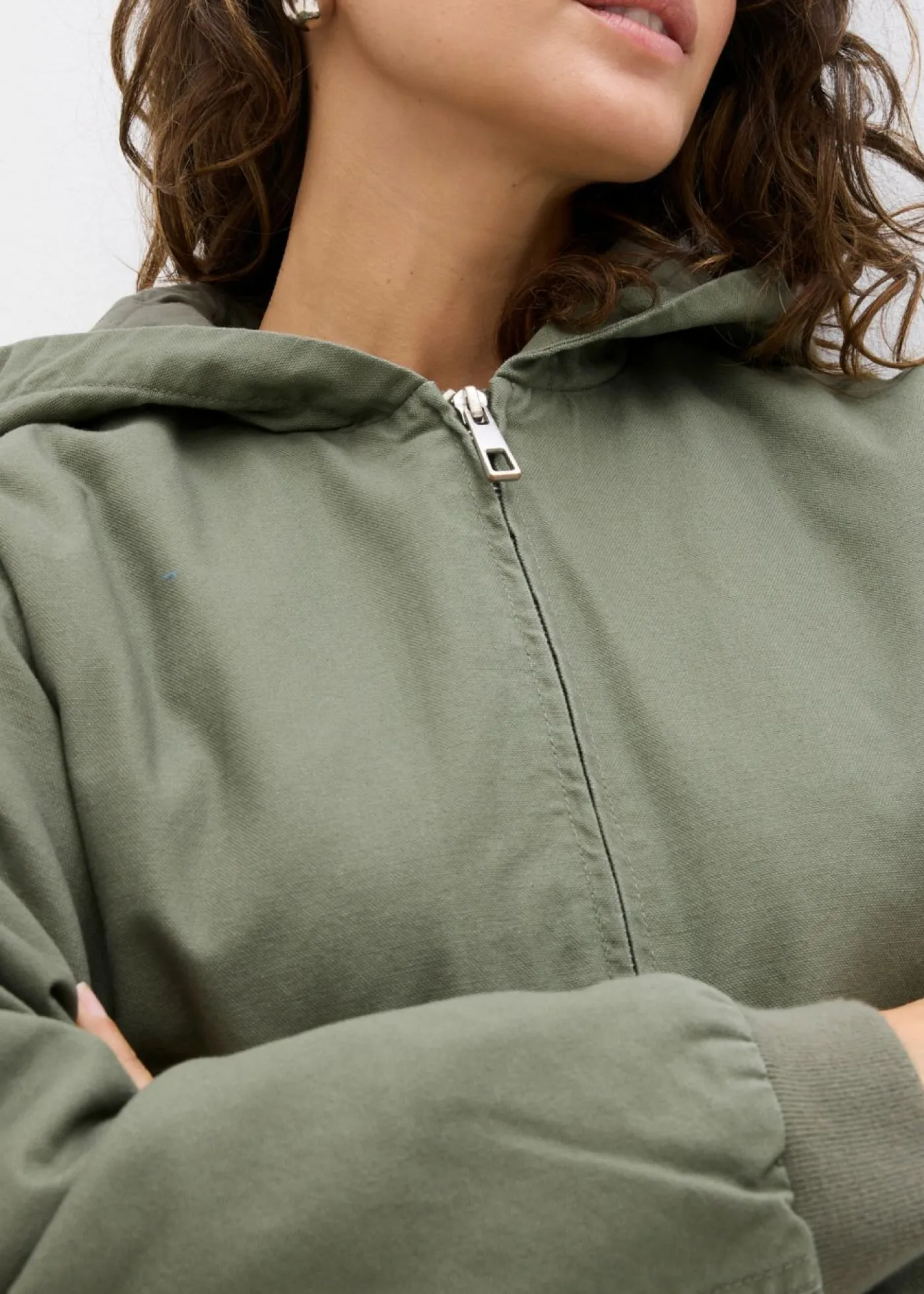 bonprix bonprix Chaqueta de algodón puro para exteriores Verde grisáceo Outlet