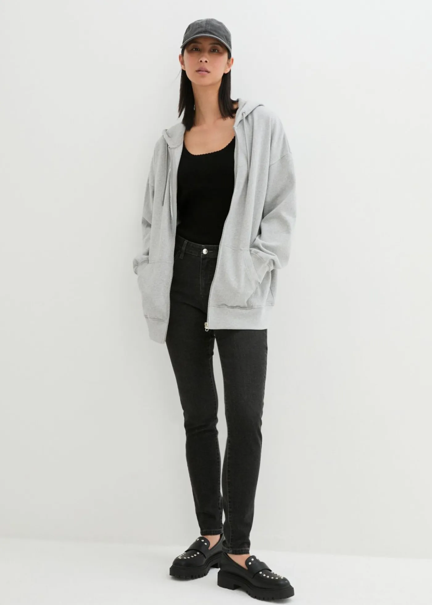 bonprix bonprix Chaqueta de chándal con capucha Gris claro jaspeado Discount