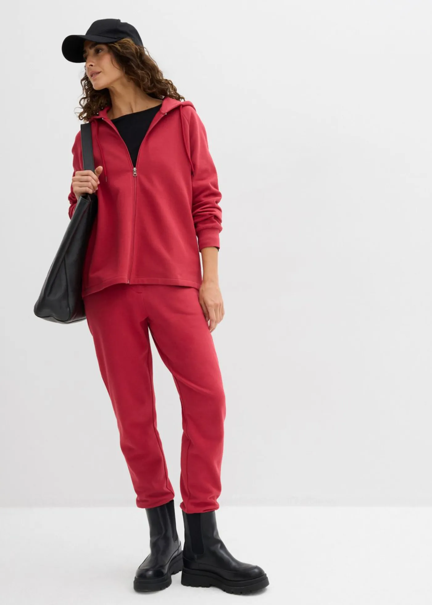 bonprix bonprix Chaqueta de chándal de algodón orgánico puro Cereza Sale