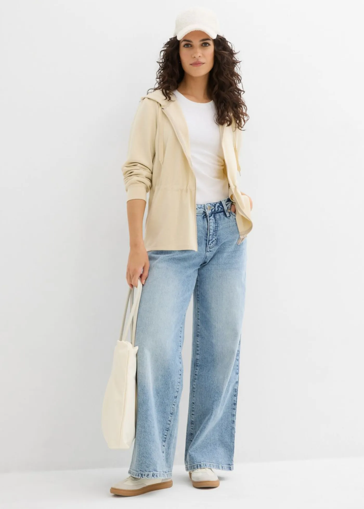bonprix bonprix Chaqueta de neopreno suave Arena claro Sale