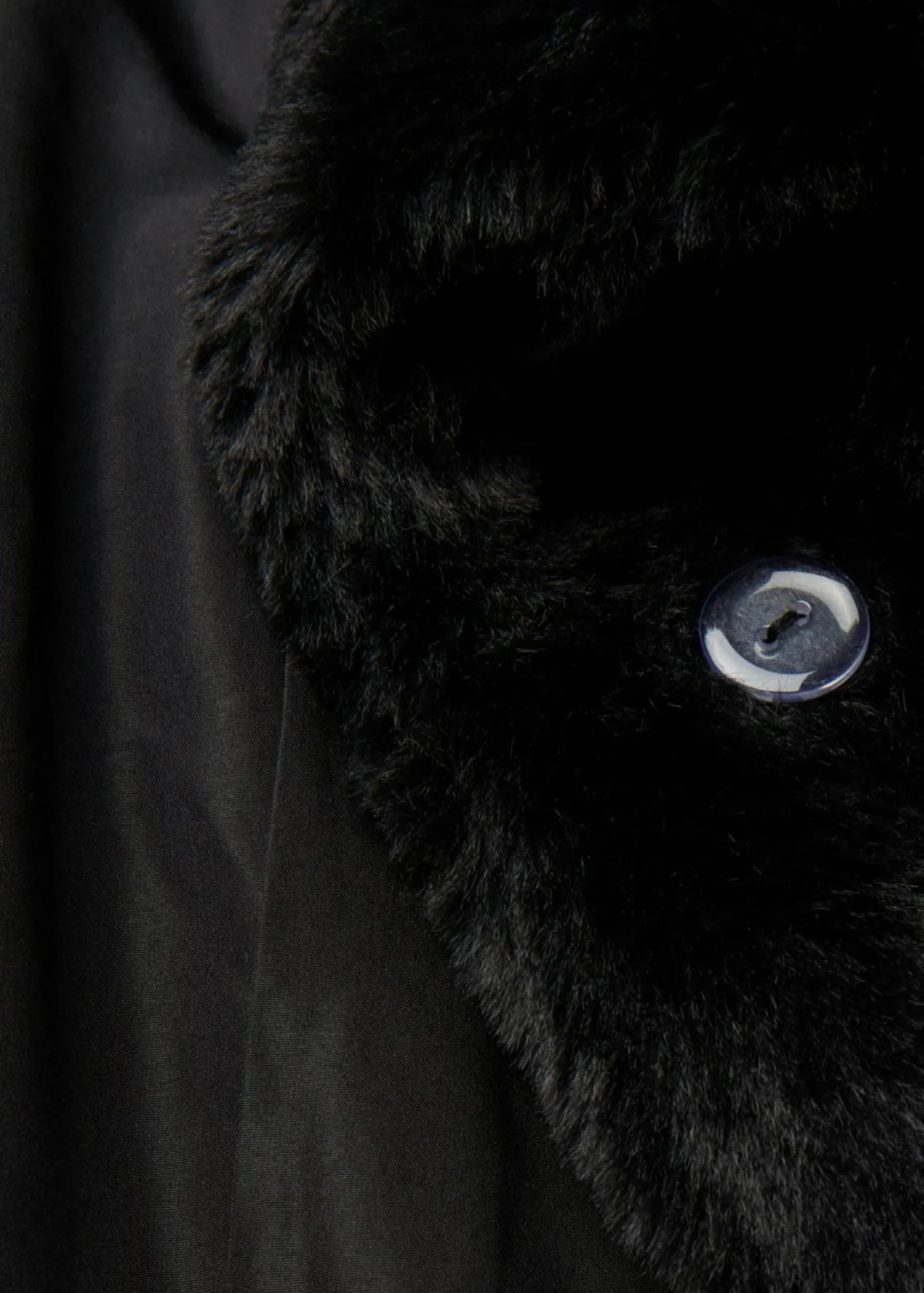 bonprix bonprix Chaqueta de pelo sintético Negro Clearance