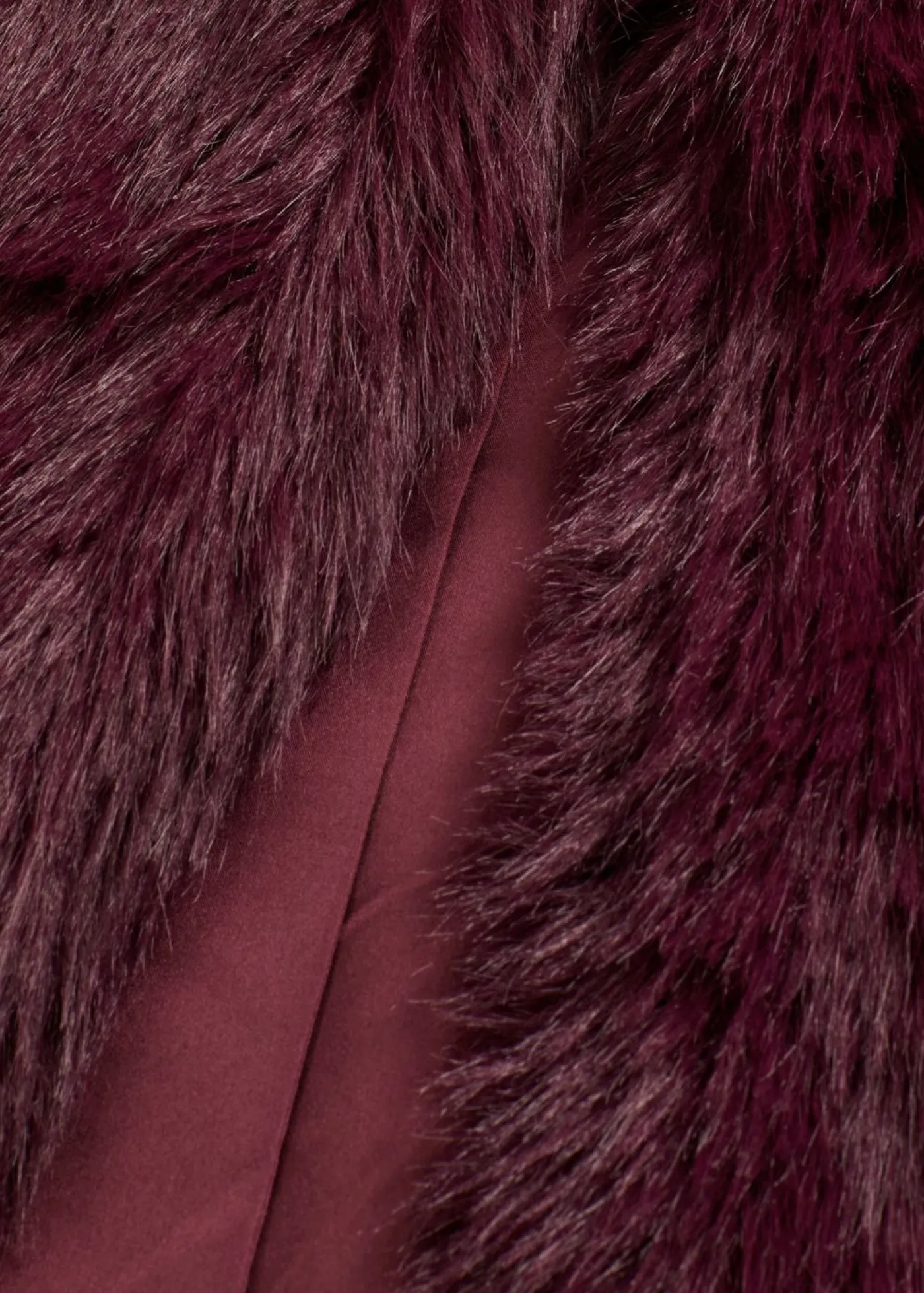 bonprix bonprix Chaqueta de pelo sintético rojo burdeos