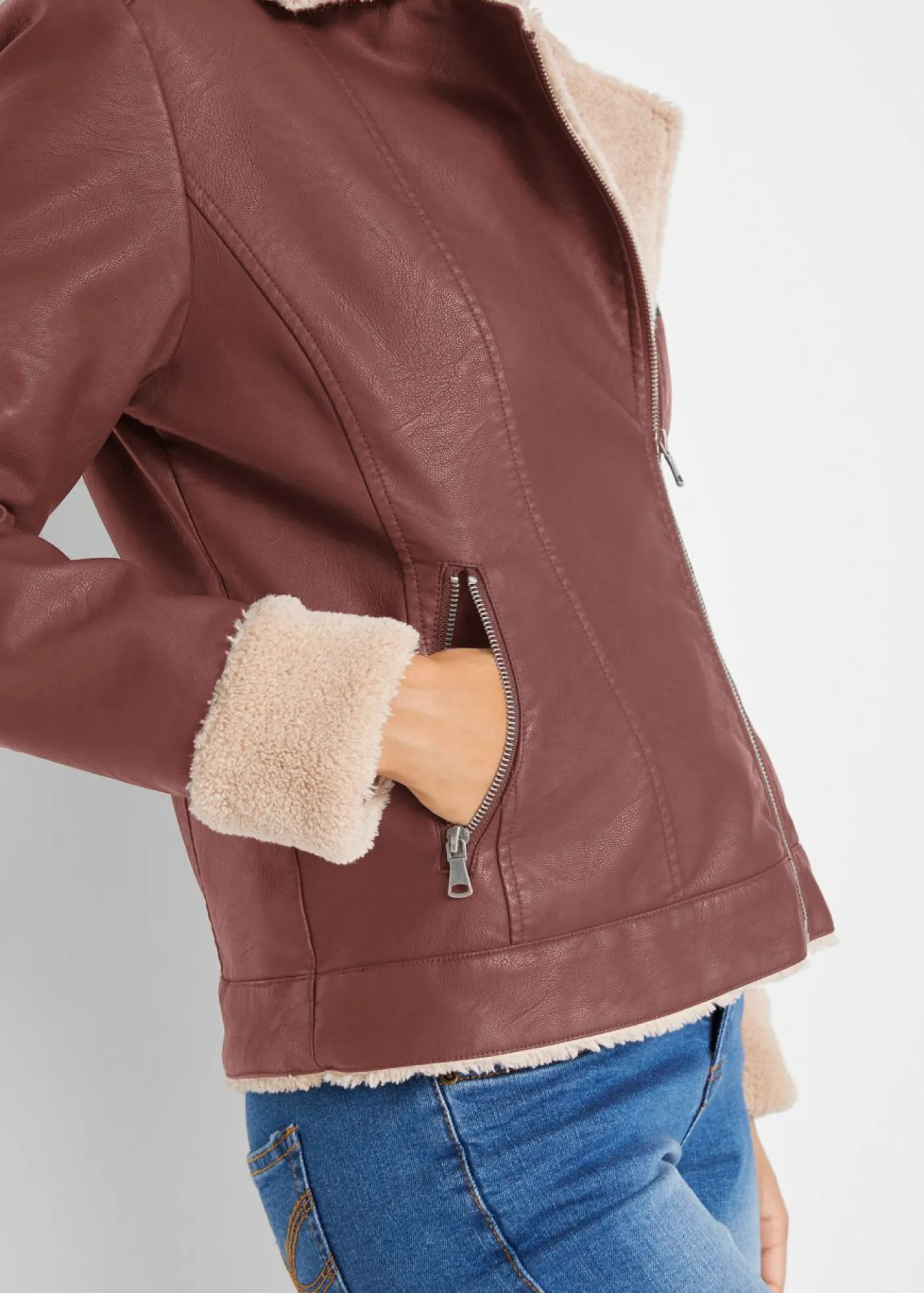 bonprix bonprix Chaqueta de piel sintética, con forro Marrón café Best