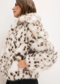 bonprix bonprix Chaqueta de piel sintética Crema Hot