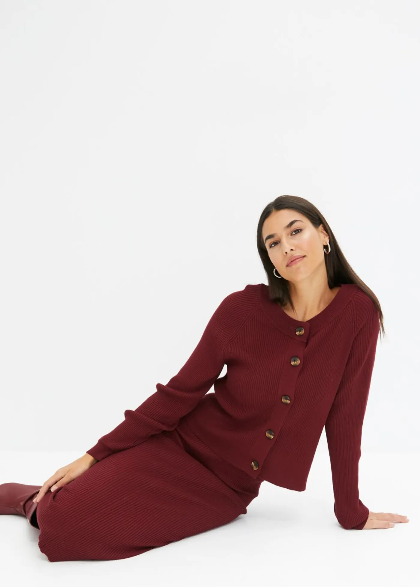 bonprix bonprix Chaqueta de punto Rojo rubí Sale