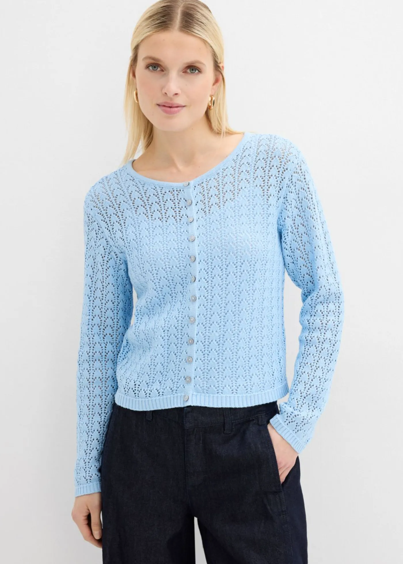 bonprix bonprix Chaqueta de punto ajour de algodón puro Azul claro Hot