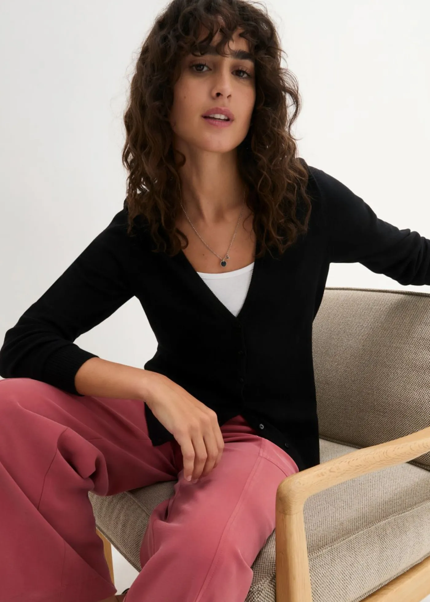 bonprix bonprix Chaqueta de punto fino con botones Negro New