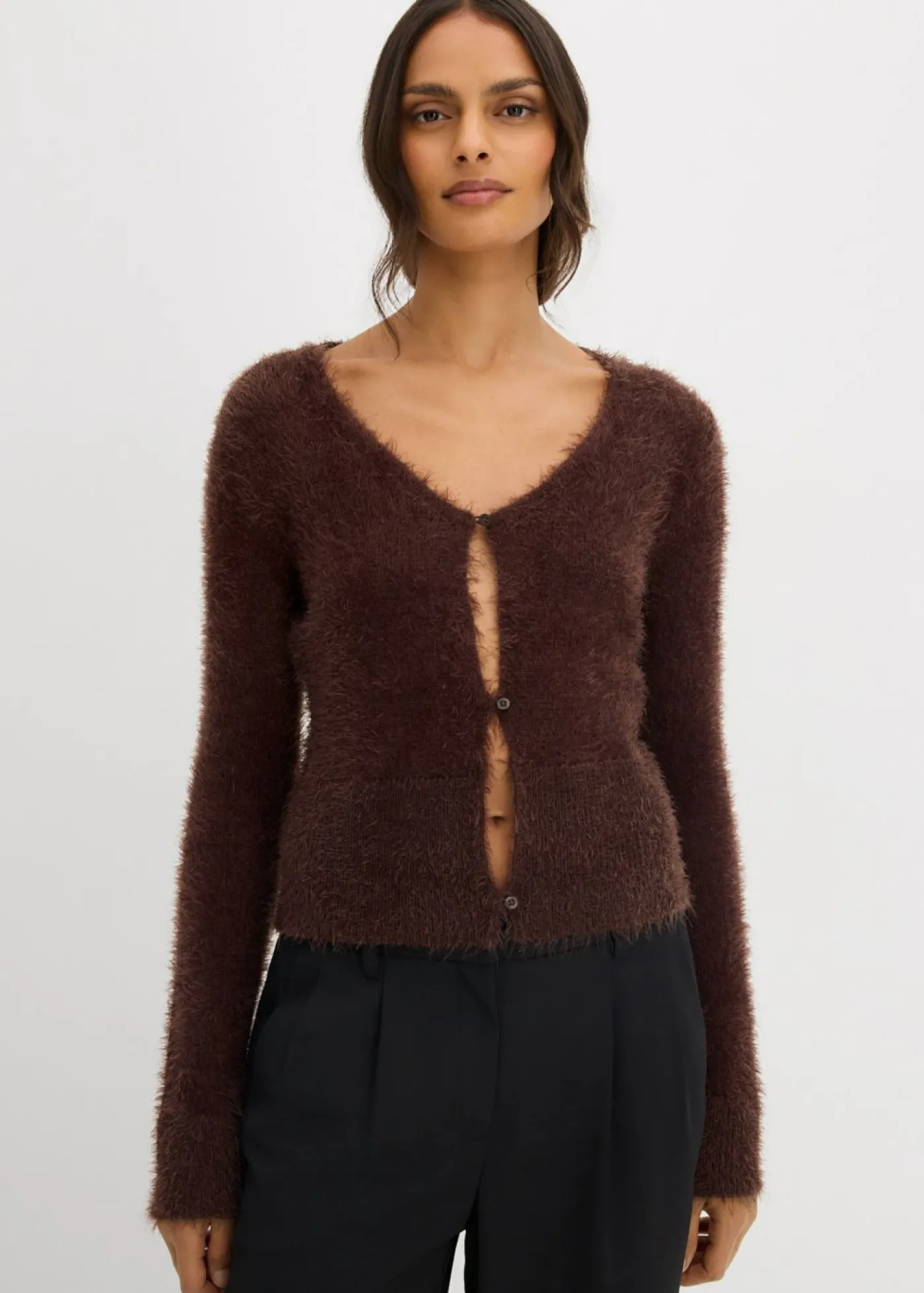 bonprix bonprix Chaqueta de punto fino de hilo suave Marrón oscuro Clearance