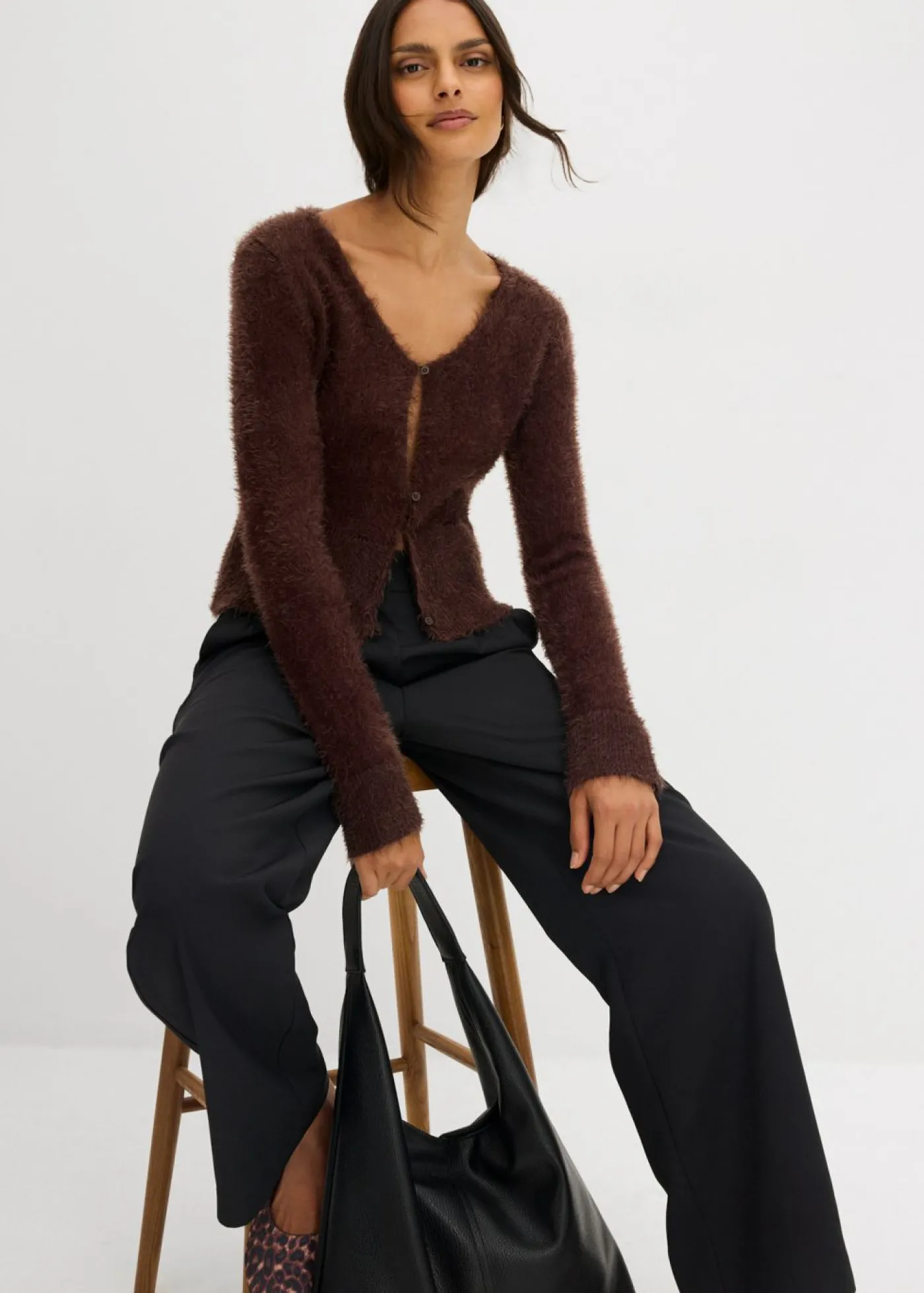 bonprix bonprix Chaqueta de punto fino de hilo suave Marrón oscuro Clearance