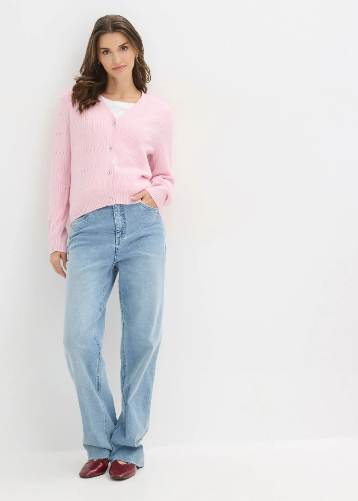 bonprix bonprix Chaqueta de punto fino de mezcla de viscosa rosa cristal New