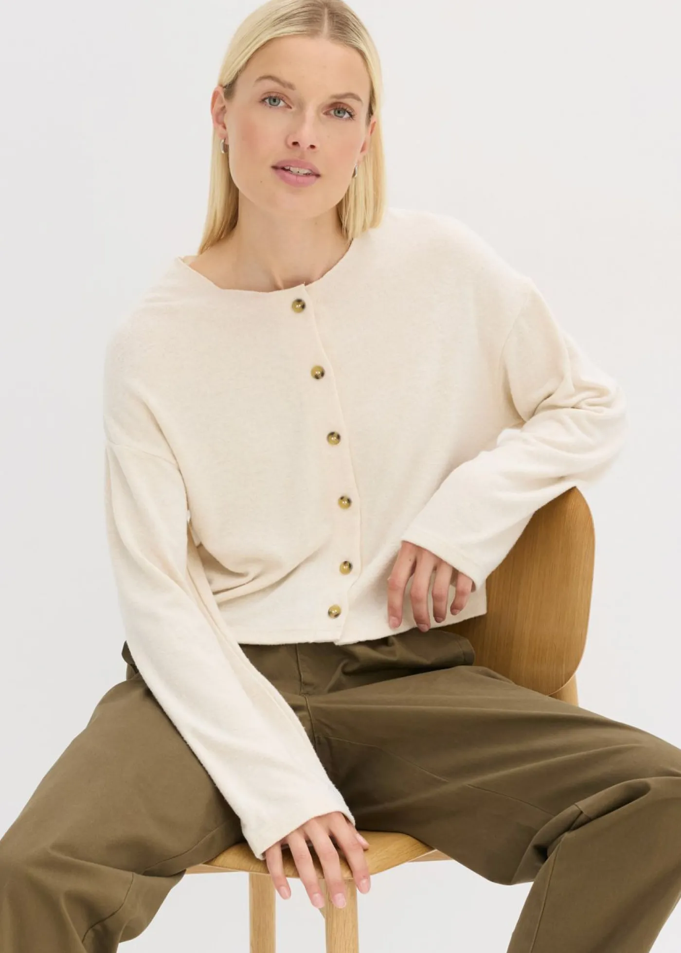 bonprix bonprix Chaqueta de punto fino de canalé gris guijarro moteado Online